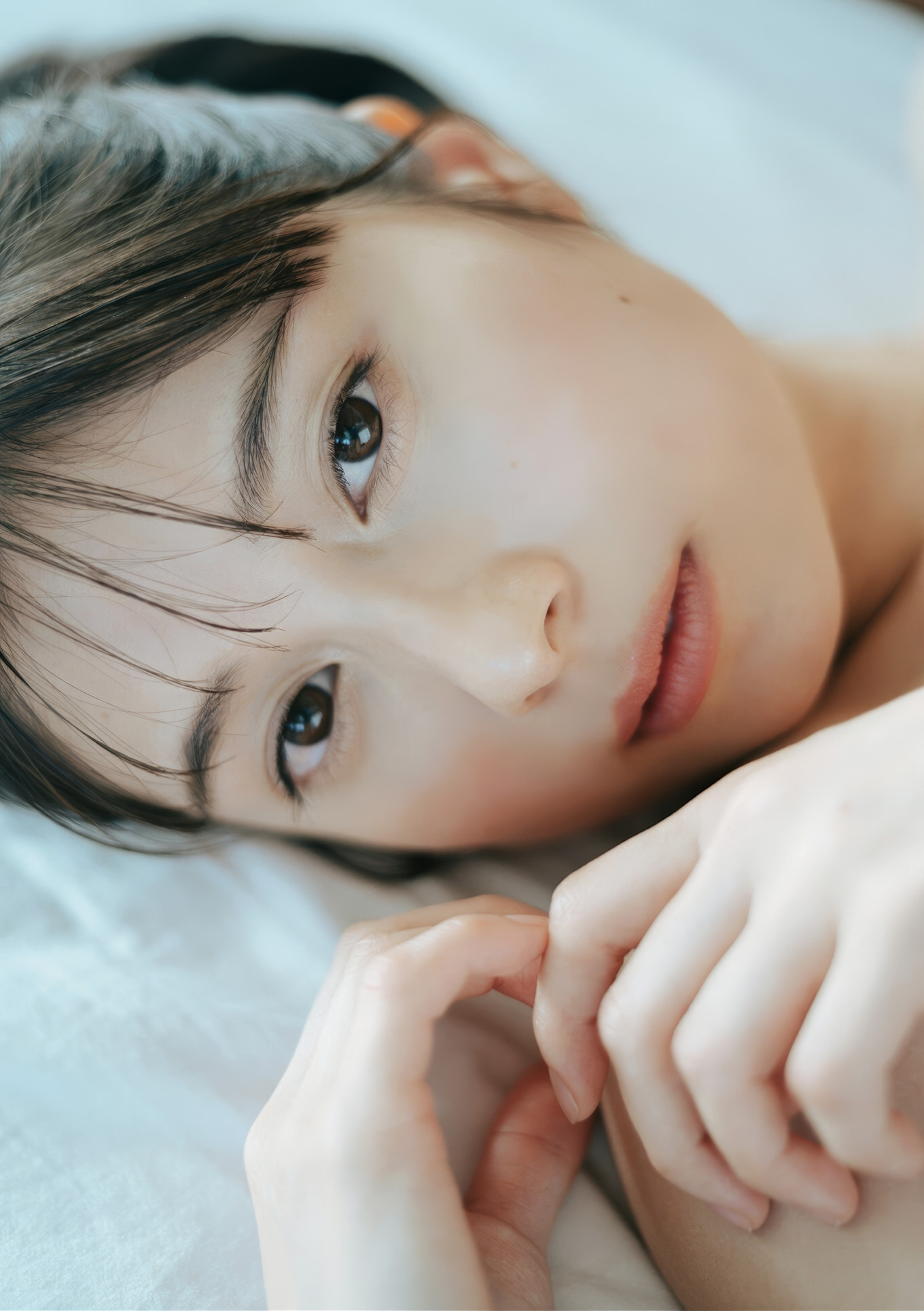 Sakurako Okubo 大久保桜子, BRODYデジタル写真集 「BE SHINE」