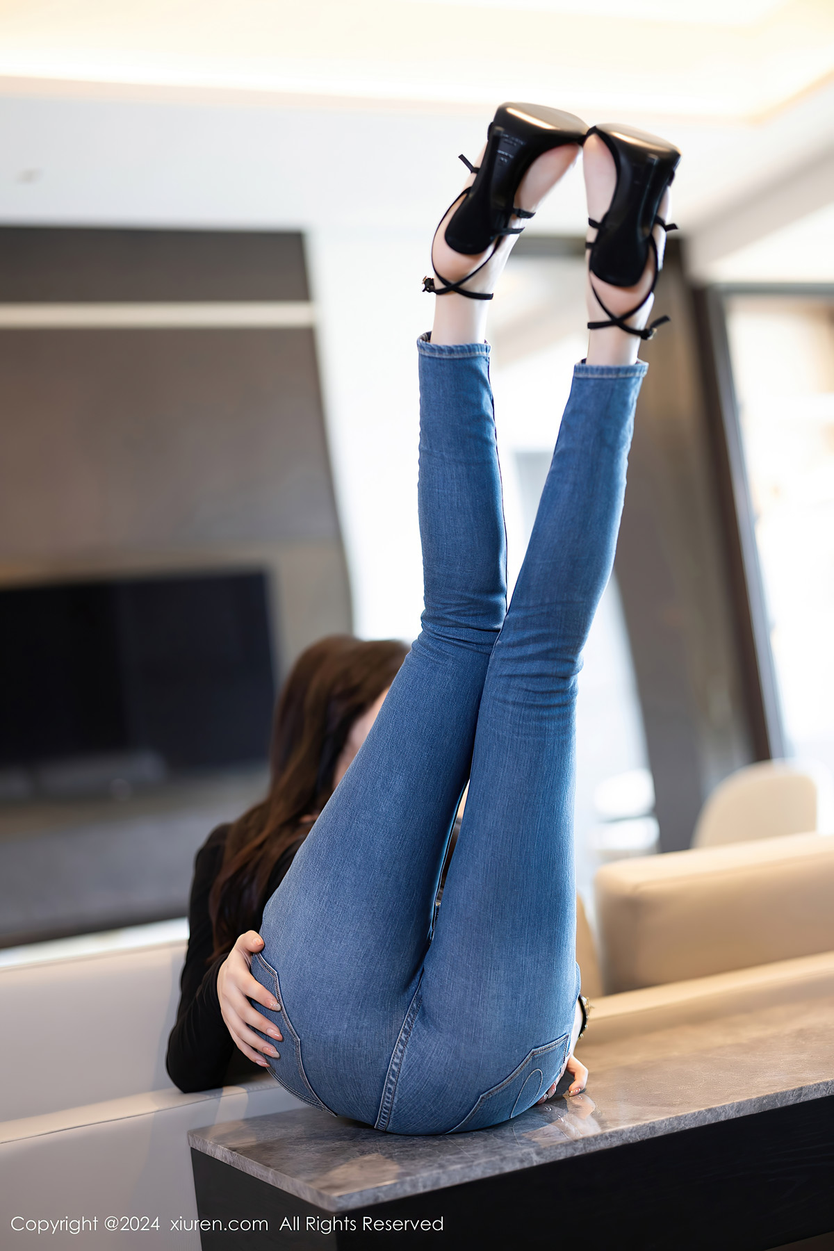 XiuRen秀人网 No.8385 徐莉芝Booty