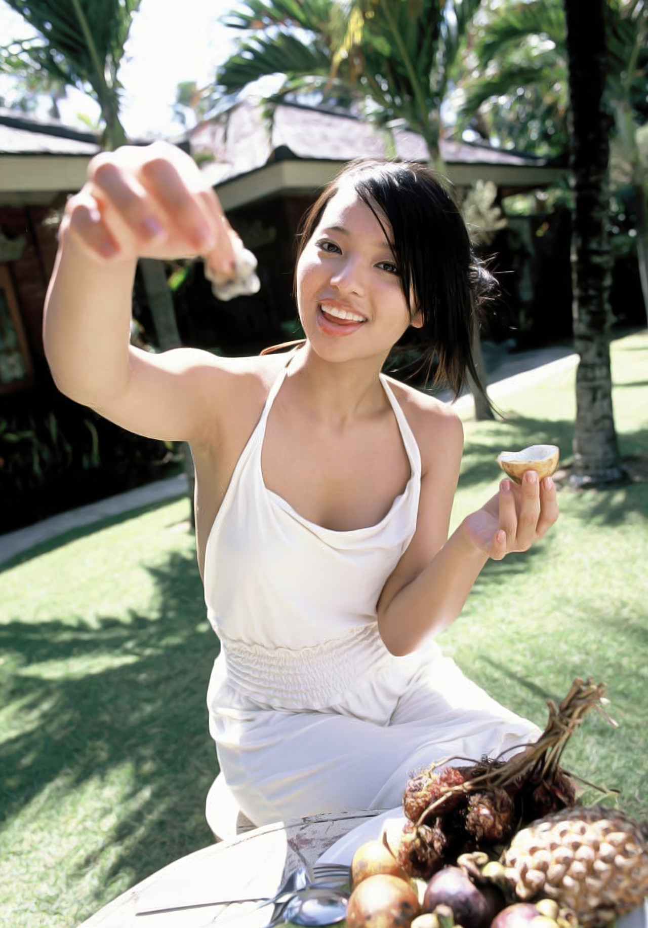 Ayame Misaki 水崎綾女, 写真集 〜常夏BODY〜