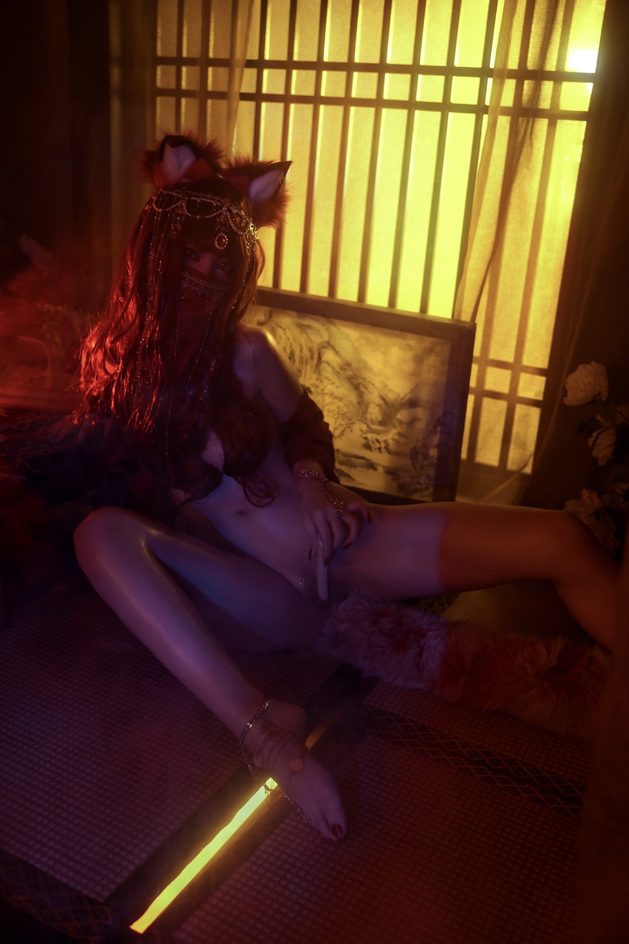 Nekokoyoshi 爆机少女喵小吉, 写真集 狐妖·楚佩湘弦