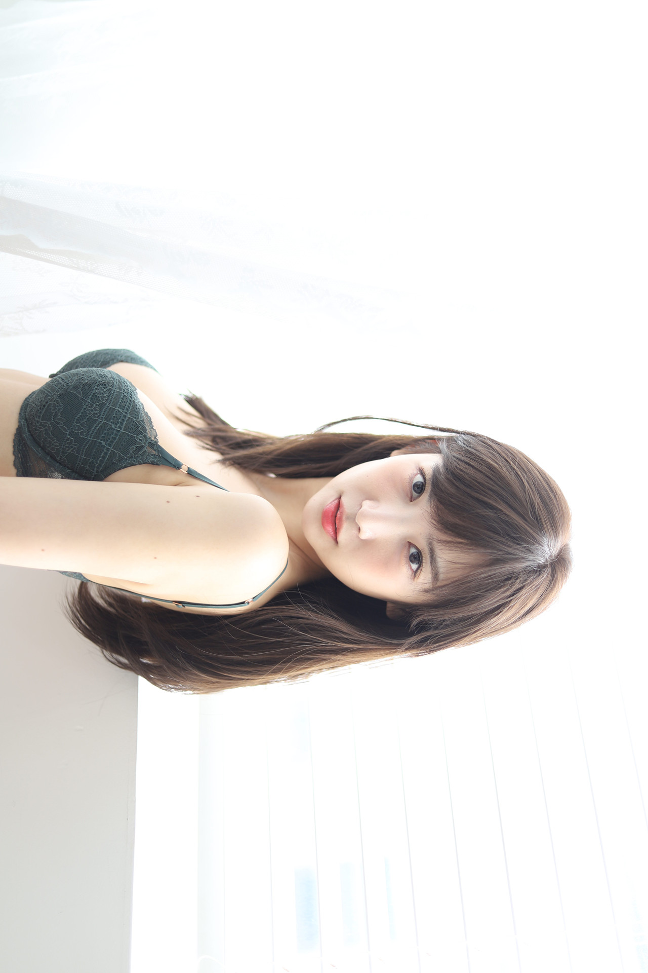 Leezy 이지, Patreon Secret Web April Set.02