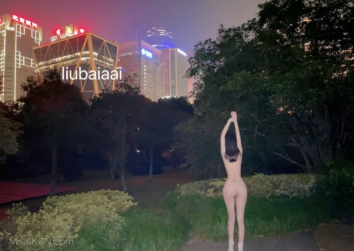 liubaiaai_ 極品女神美穴超粉爽爆啪啪啪