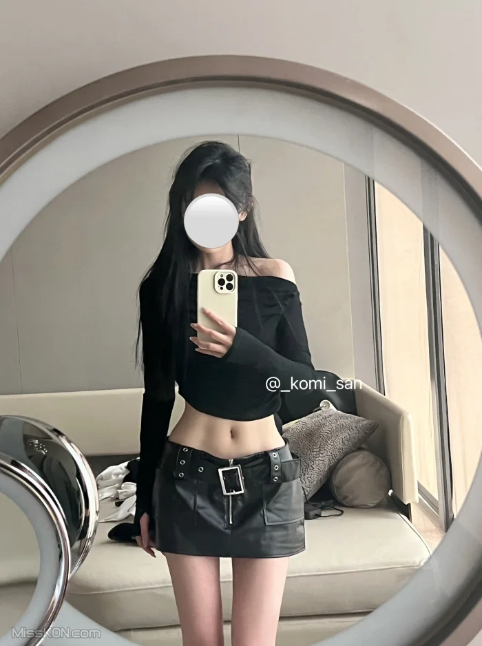 momo_ 清纯靓丽的外表下有一颗淫荡的心 学院学姐女神身材