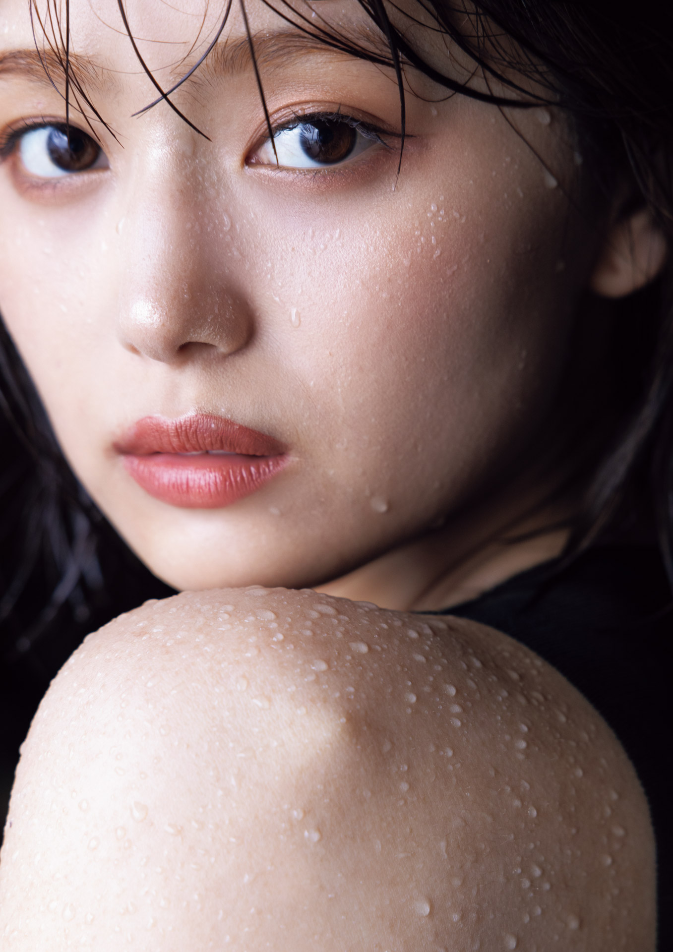 Ruka Kitano 北野瑠華, 1st写真集 「触れて、みる？」 Set.02