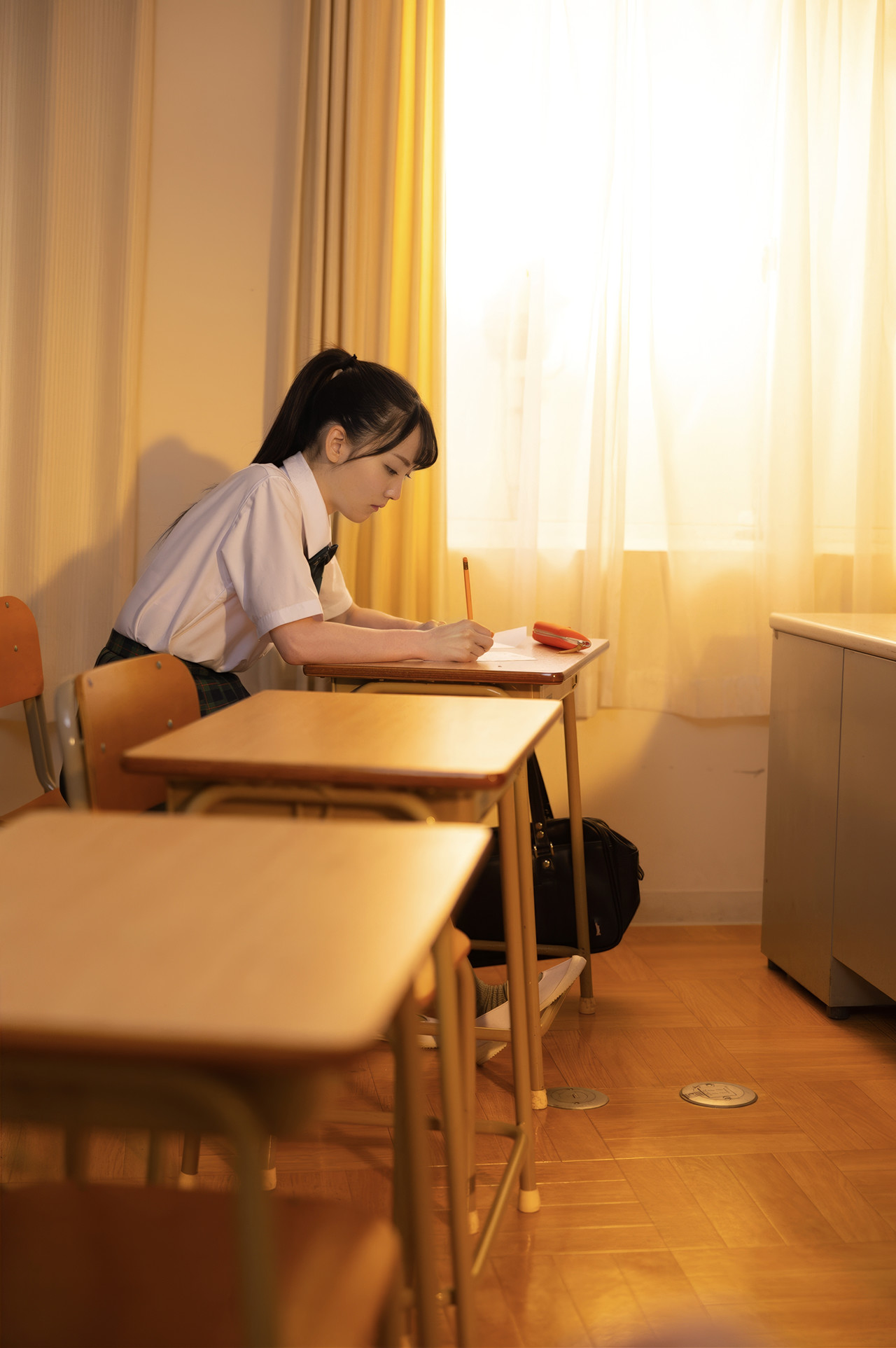 Meguri Minoshima 美ノ嶋めぐり, グラビア写真集 「青春＃アオハル」 Set.02