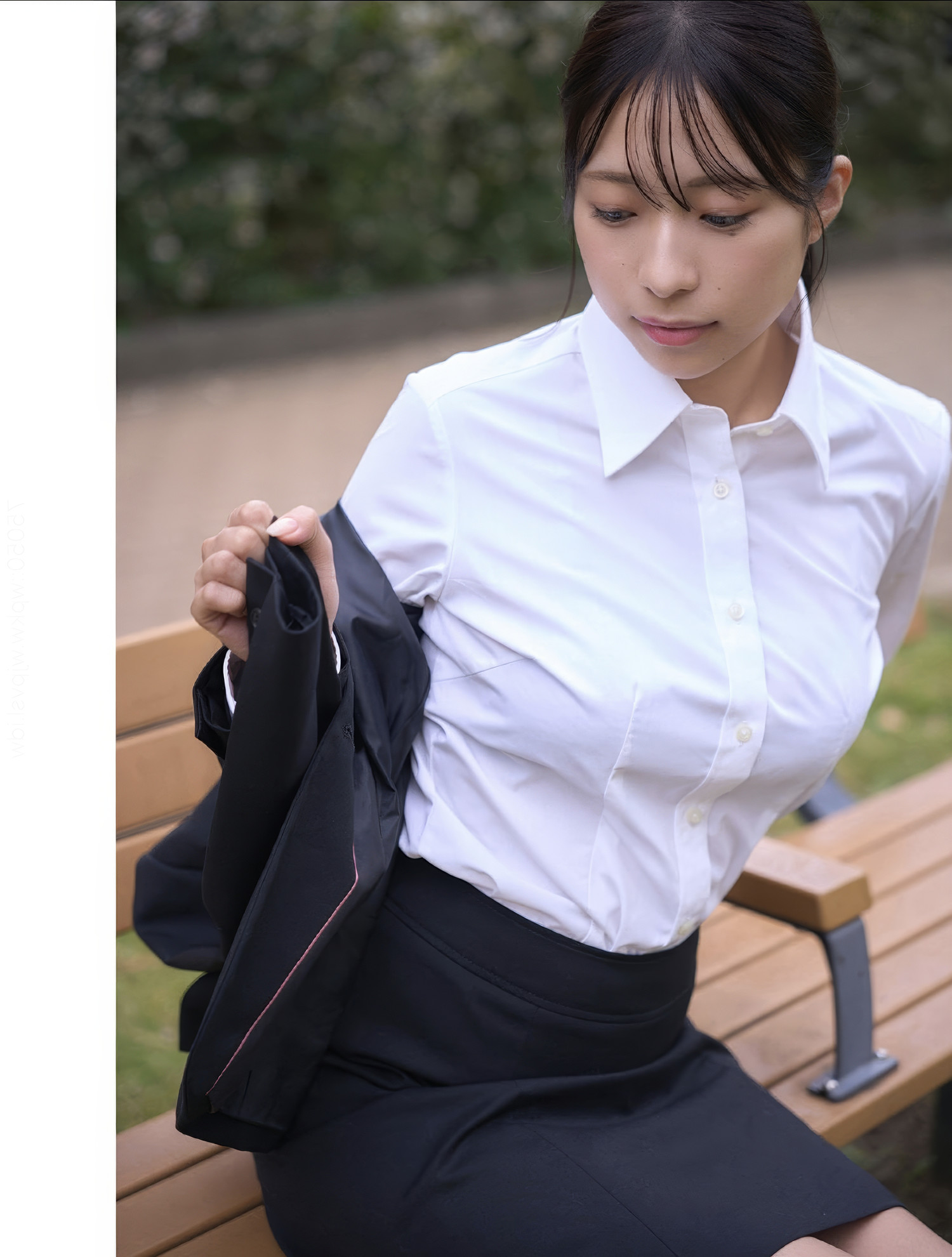 FLASHデジタル写真集の名作, FLASH 2025.05.20 (フラッシュ 2025年5月20日号)