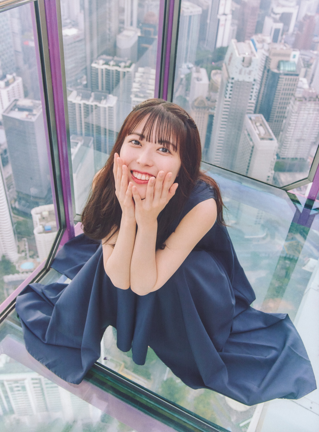 Renka Iwamoto 岩本蓮加, 1st写真集 「いたずらな風」 Set.05