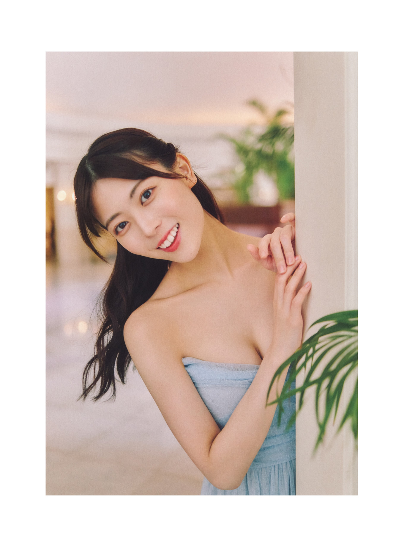 Renka Iwamoto 岩本蓮加, 1st写真集 「いたずらな風」 Set.03