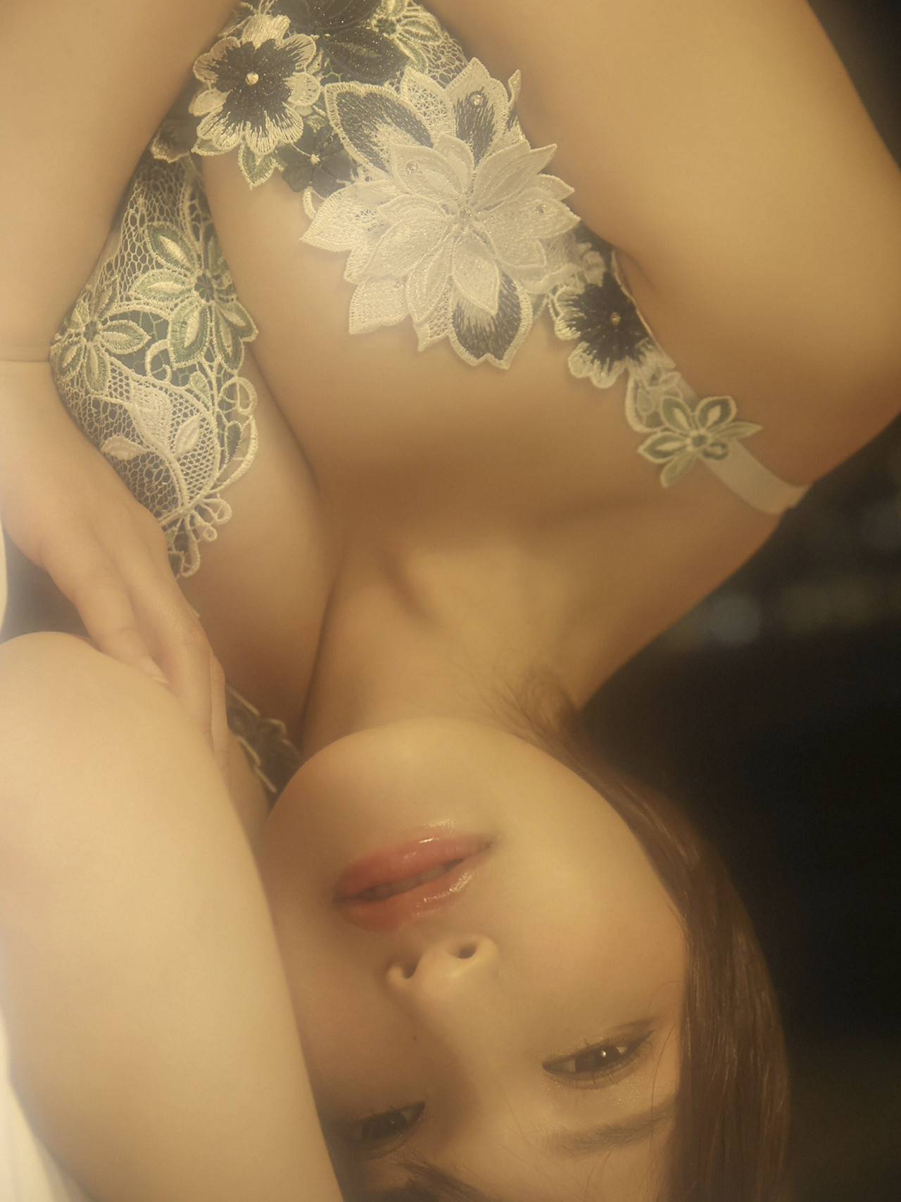 Seria Manatsuki 愛月セリア, 写真集 愛に溺れる -熱情のセリア Set.02