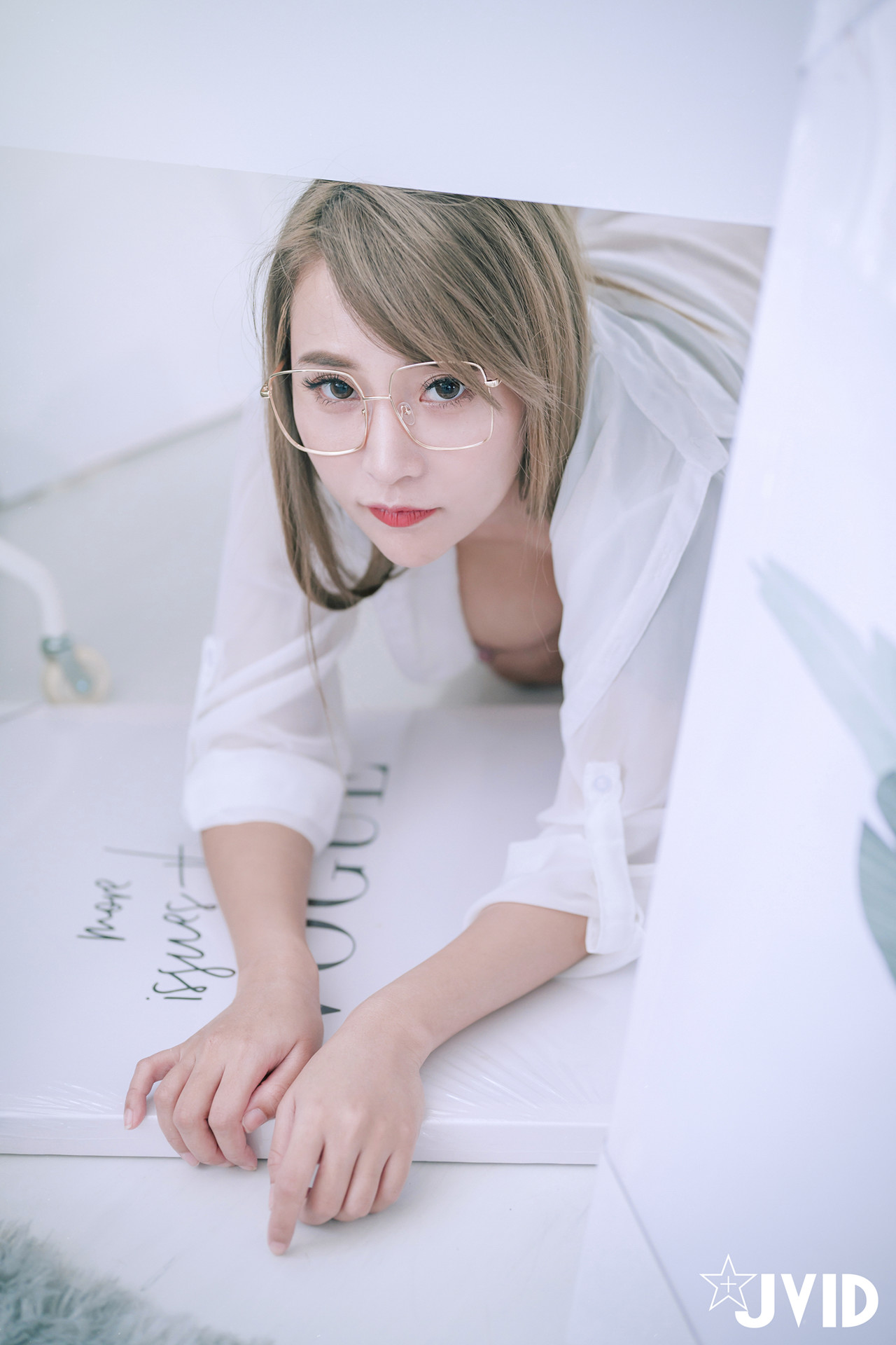 JVID Lele 樂樂, 我的私人秘書管家 (獨家限定尺度 上空無碼 下空極薄碼) Set.01