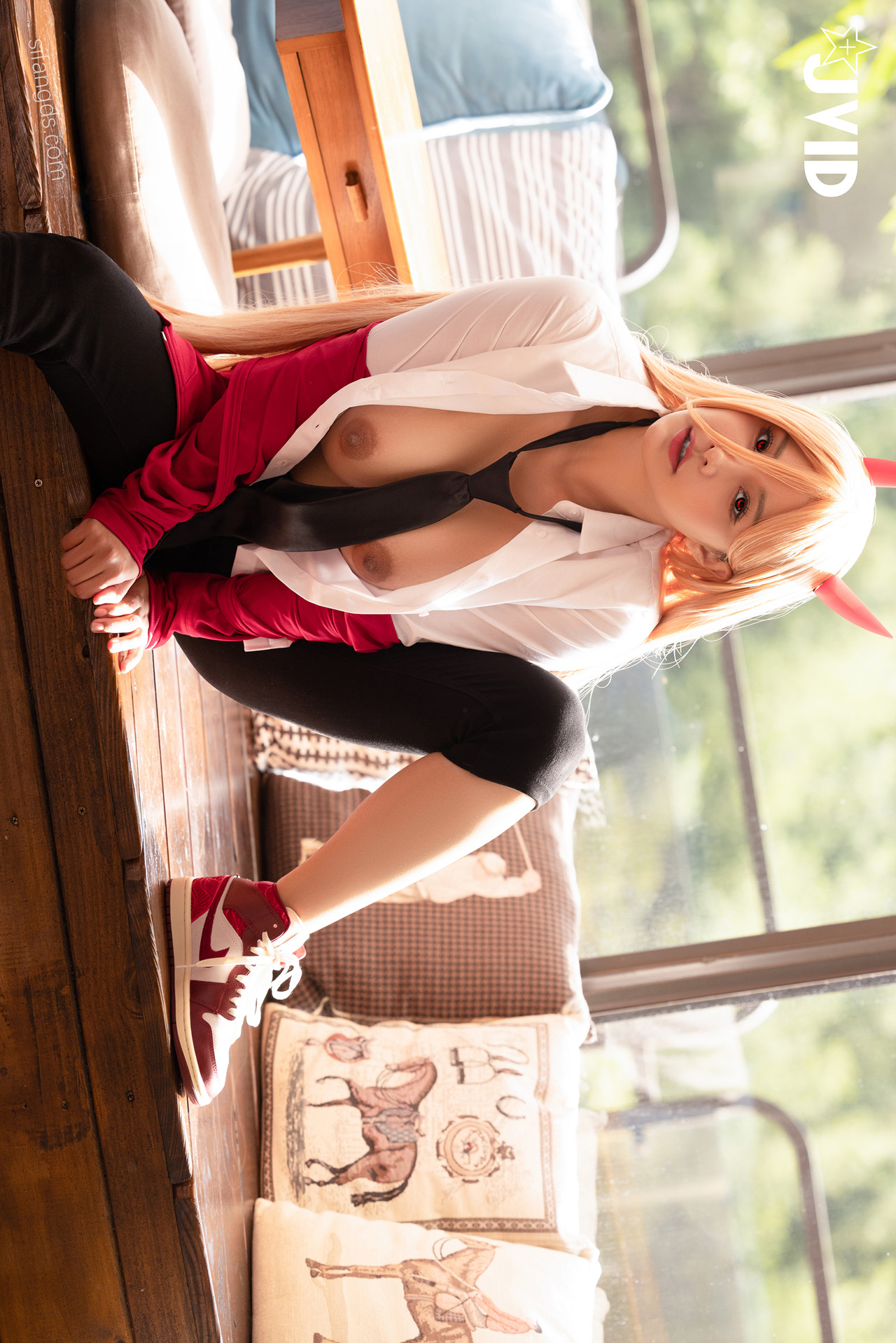 JVID Lele 樂樂 鏈鋸人惡魔帕瓦狂氣豪乳完整版這奶子真是大刺激 Set.01