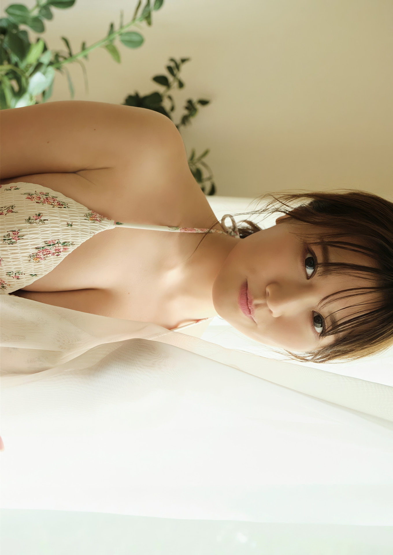 Yuka Kohinata 小日向ゆか, デジタル写真集 「Stay With Me」 Vol.01