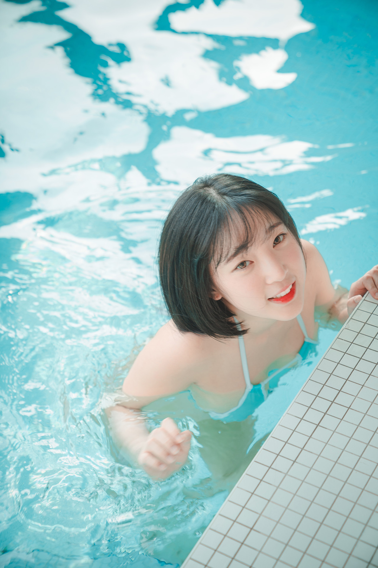 Kang Inkyung 강인경, DJAWA ‘Poolside’ Set.01