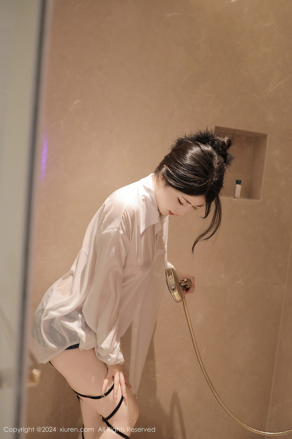 XiuRen秀人网 No.8400 陈小花ChenXiaohua