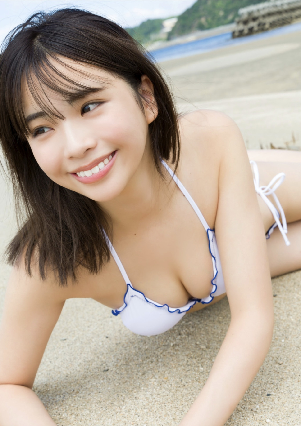 Kaon Aso 麻生果恩, 写真集 「偶然隣の席に座っていたとしても」 Set.01