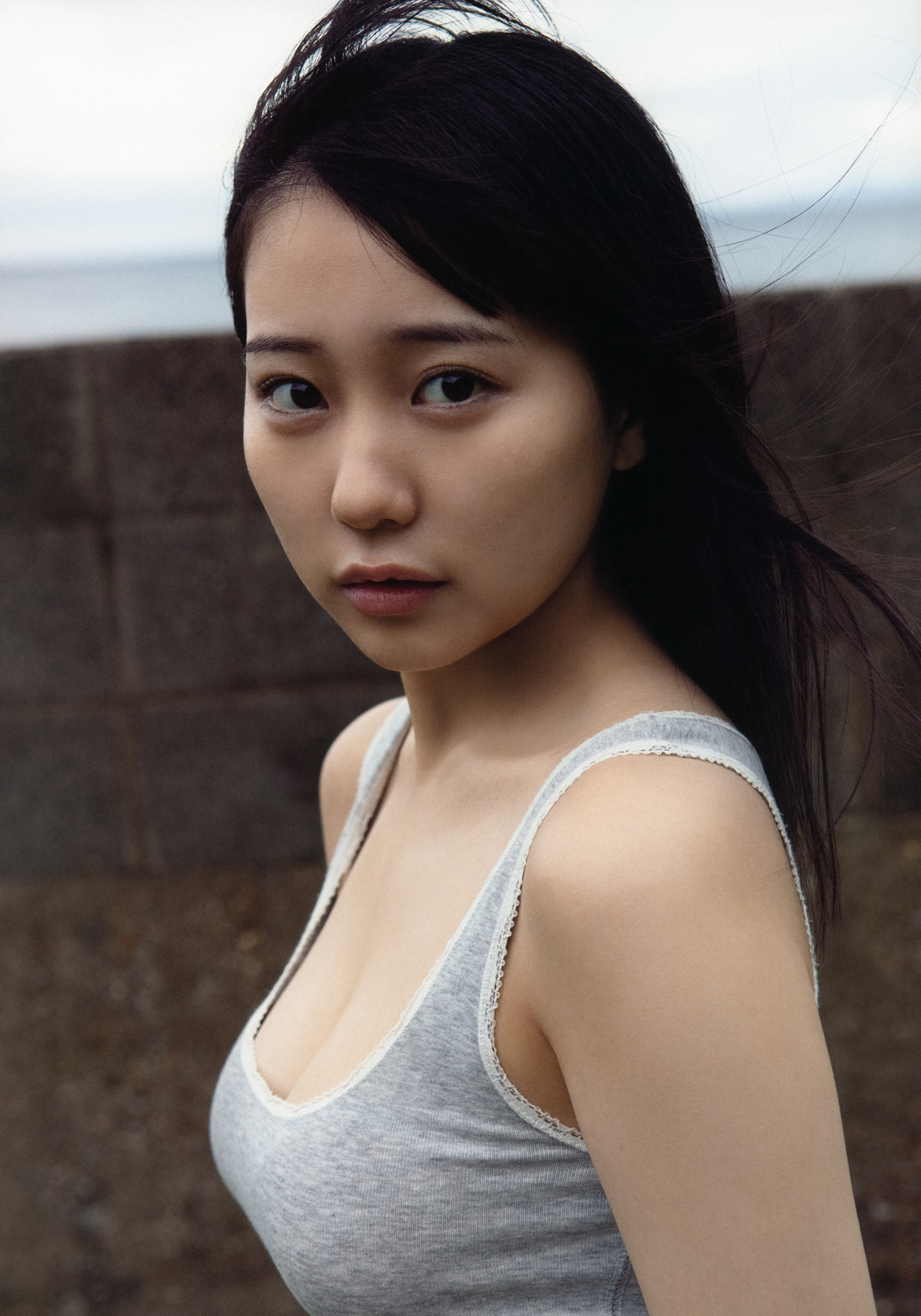 Miku Tanaka 田中美久, 1st写真集 「1／2少女」 Set.02