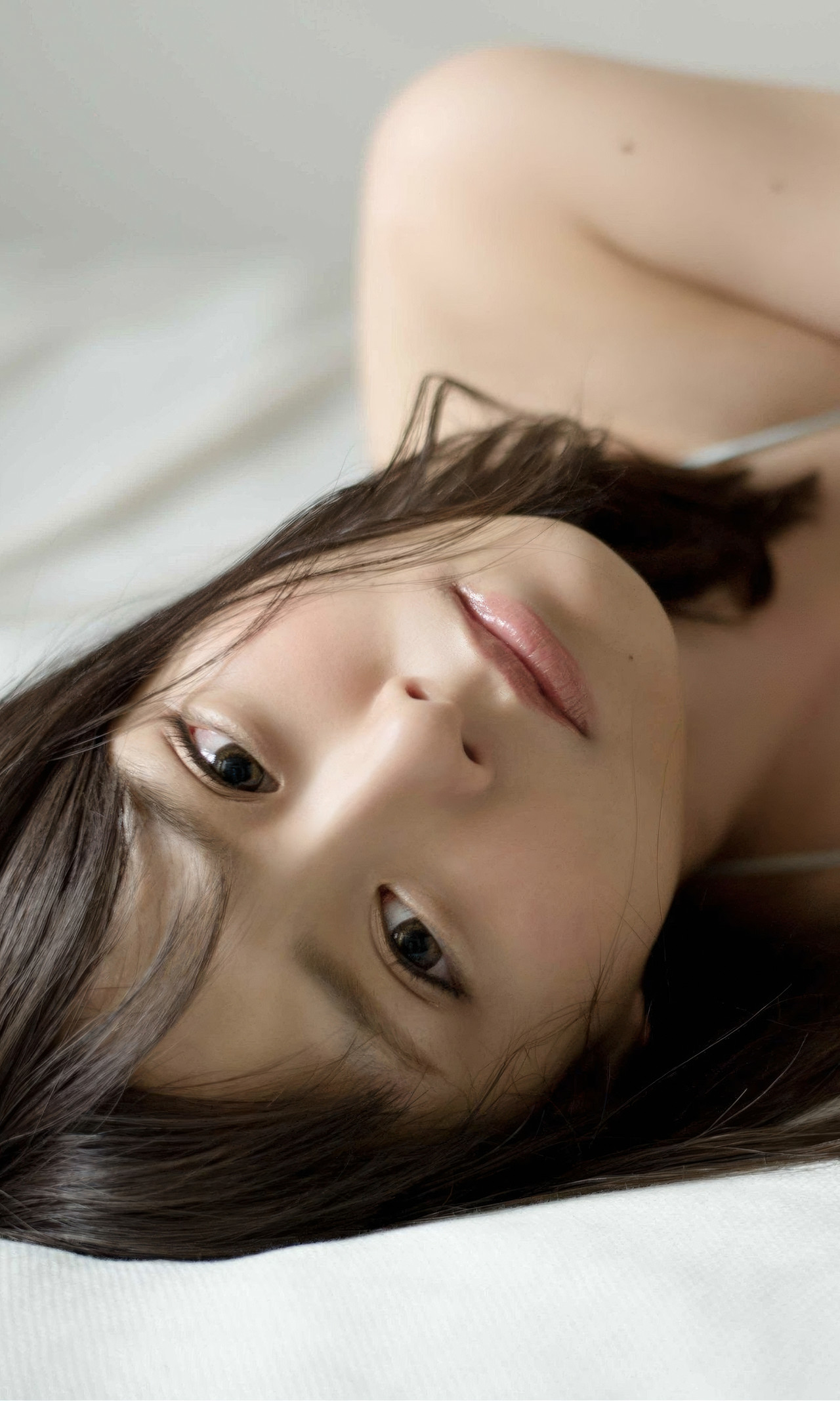 Rena Sato 佐藤麗奈, 週プレ Photo Book 「不思議の国のさとれな」 Set.01