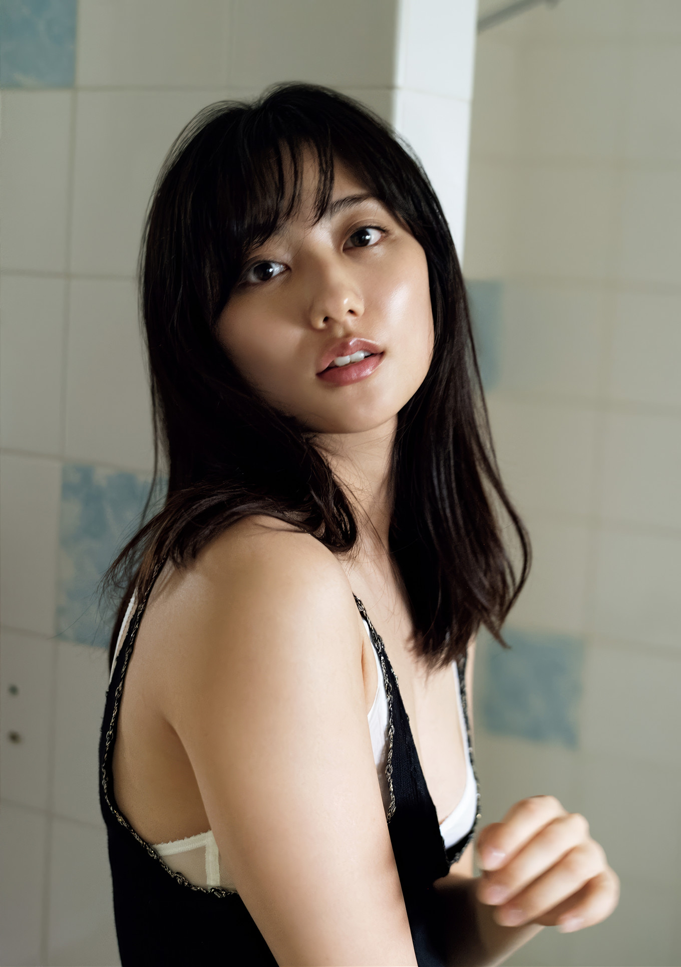 Kazusa Okuyama 奥山かずさ, 1st写真集 「かずさ」 Set.03