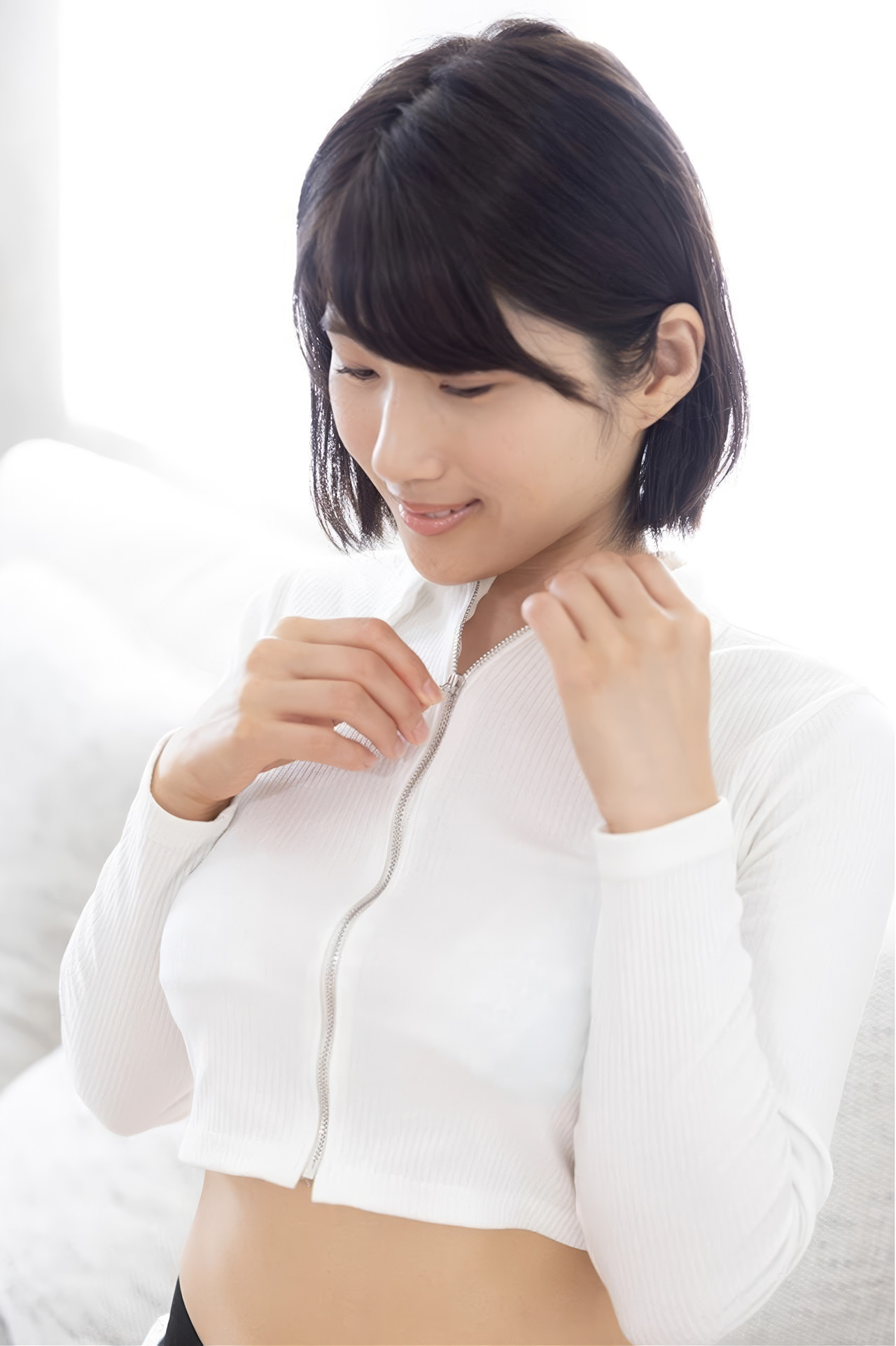 Asami Yuzuki 浅海ゆづき, 写真集 美ボディアイドル 「甘美な秘密」 Set.01
