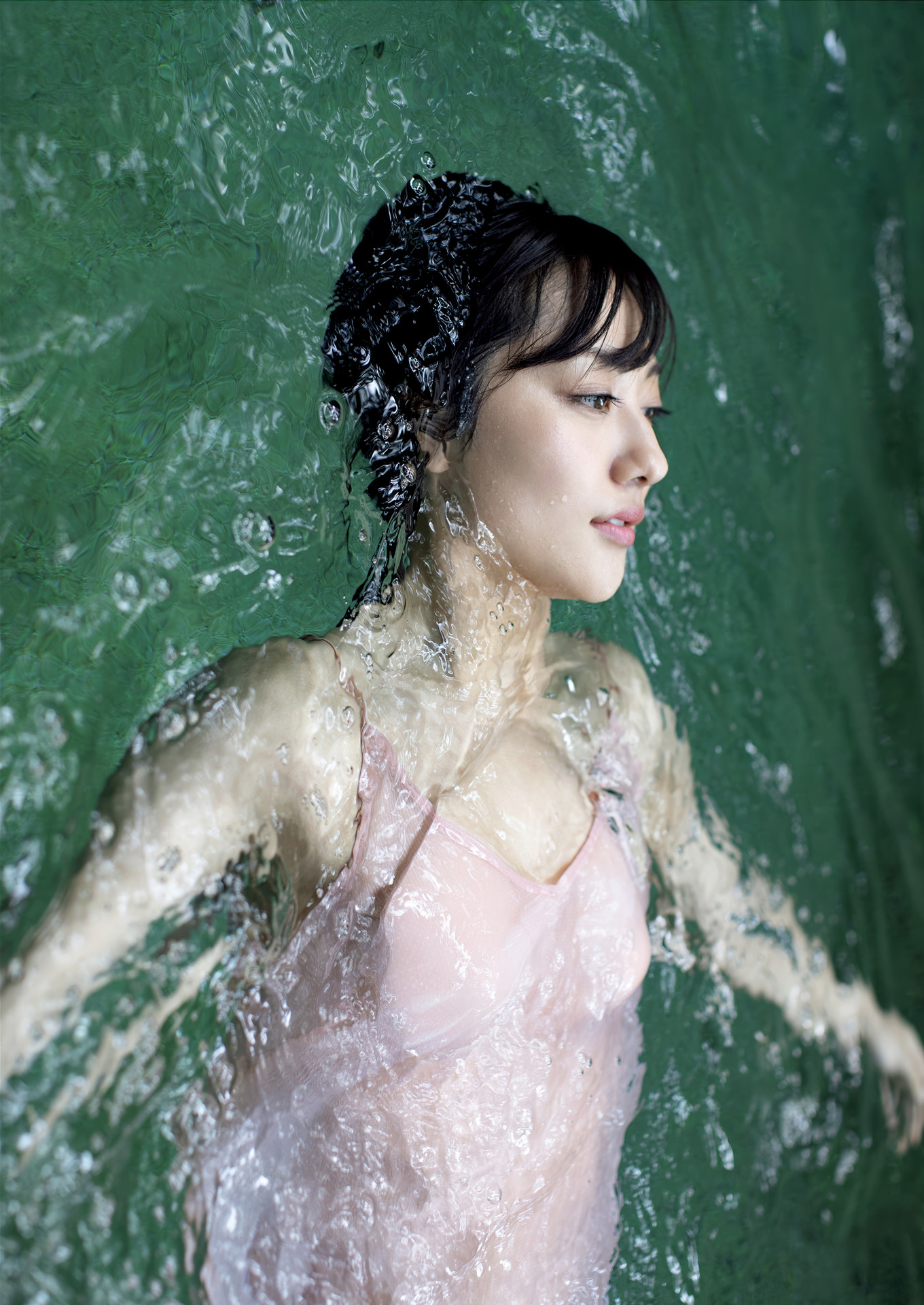 Kazusa Okuyama 奥山かずさ, 1st写真集 「かずさ」 Set.02