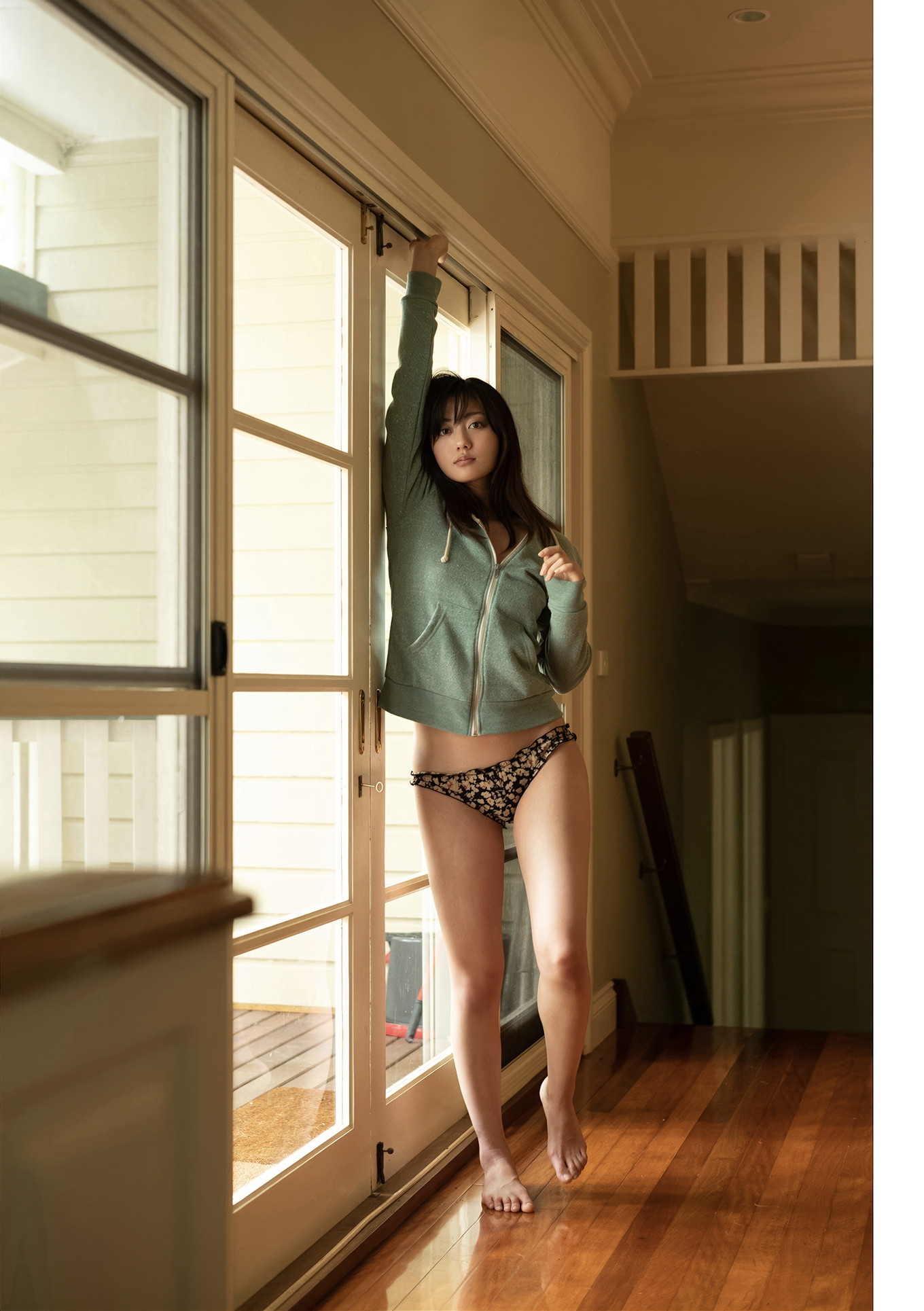 Kazusa Okuyama 奥山かずさ, 1st写真集 「かずさ」 Set.02