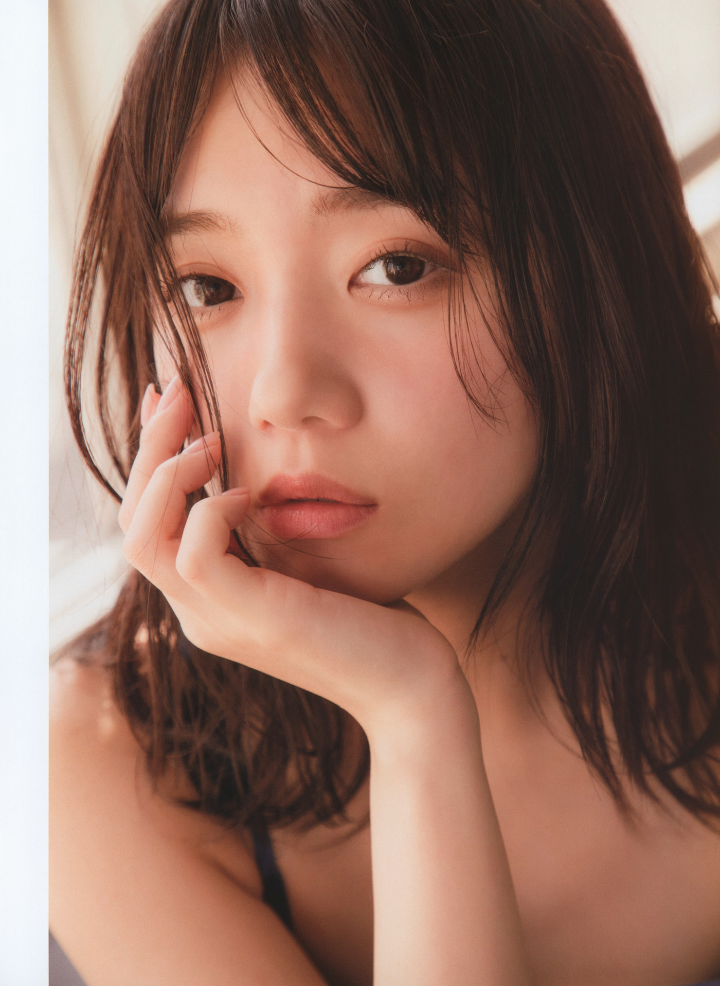 Kyoko Saito 齊藤京子, WHITE Graph 009 Set.02