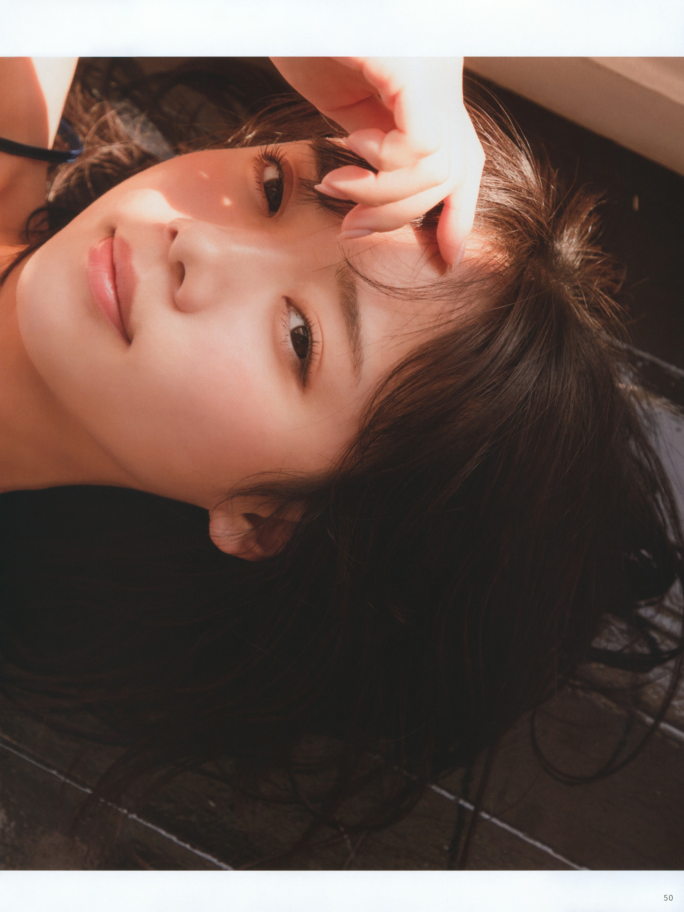 Kyoko Saito 齊藤京子, WHITE Graph 009 Set.02