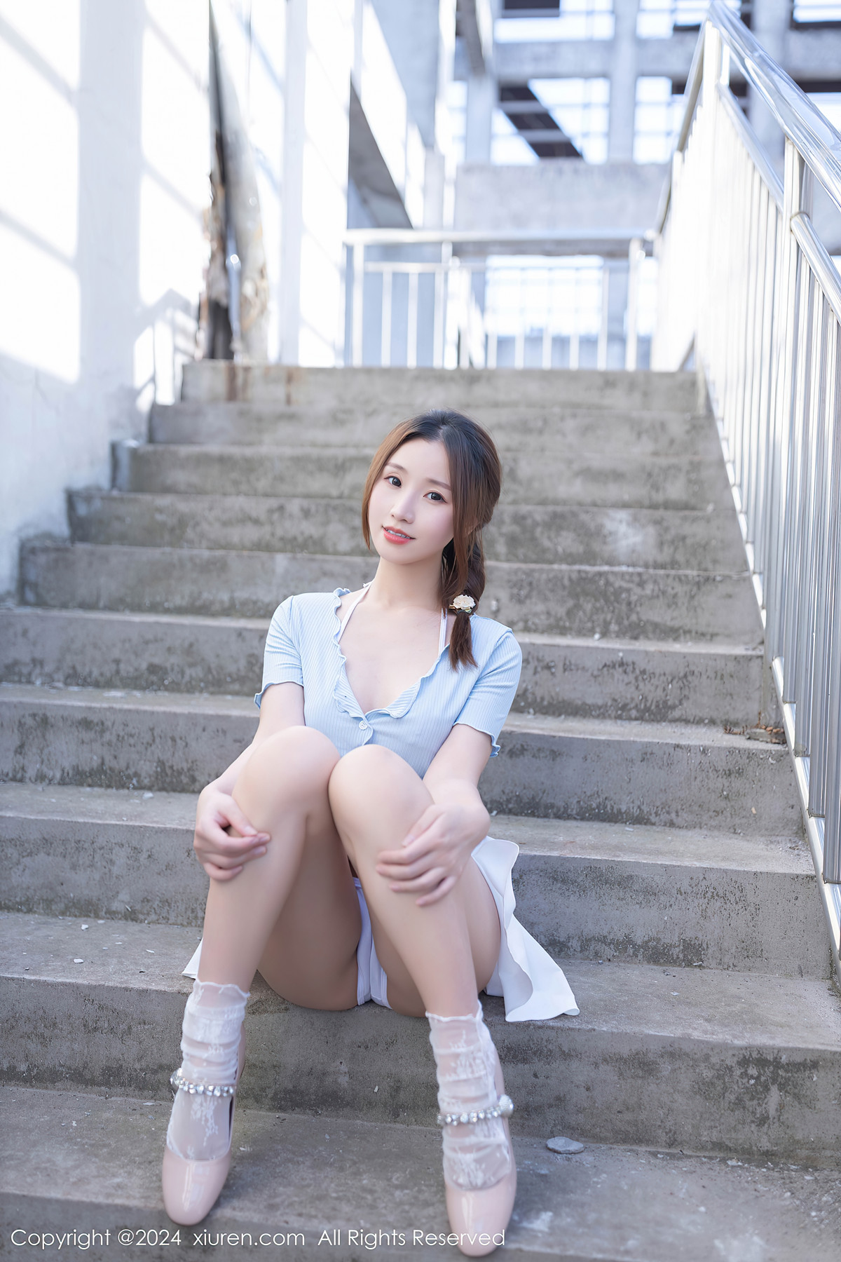 XiuRen秀人网 No.8369 杏子Yada