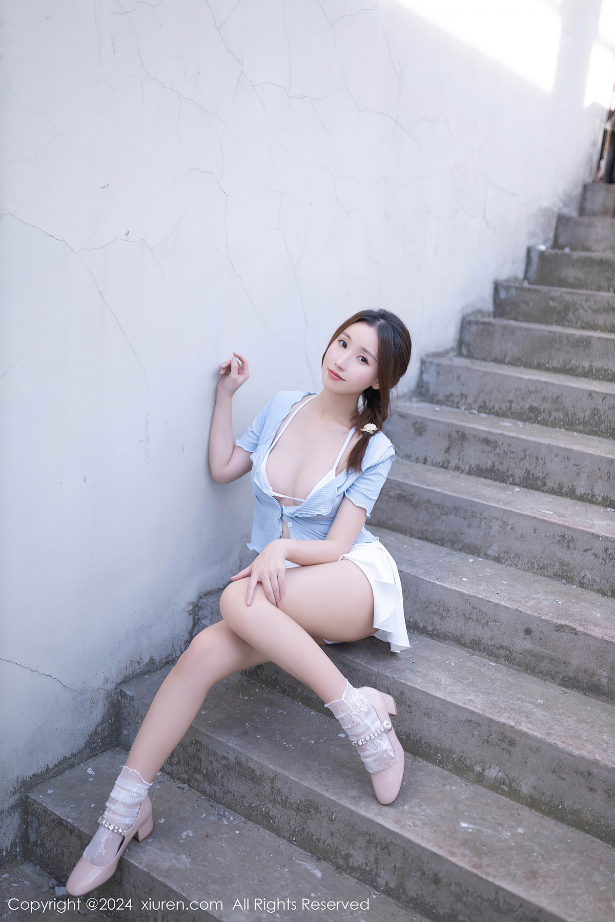 XiuRen秀人网 No.8369 杏子Yada