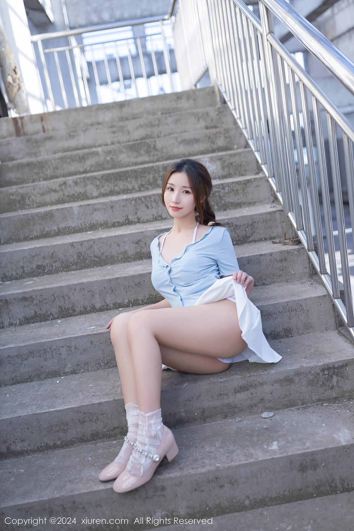 XiuRen秀人网 No.8369 杏子Yada