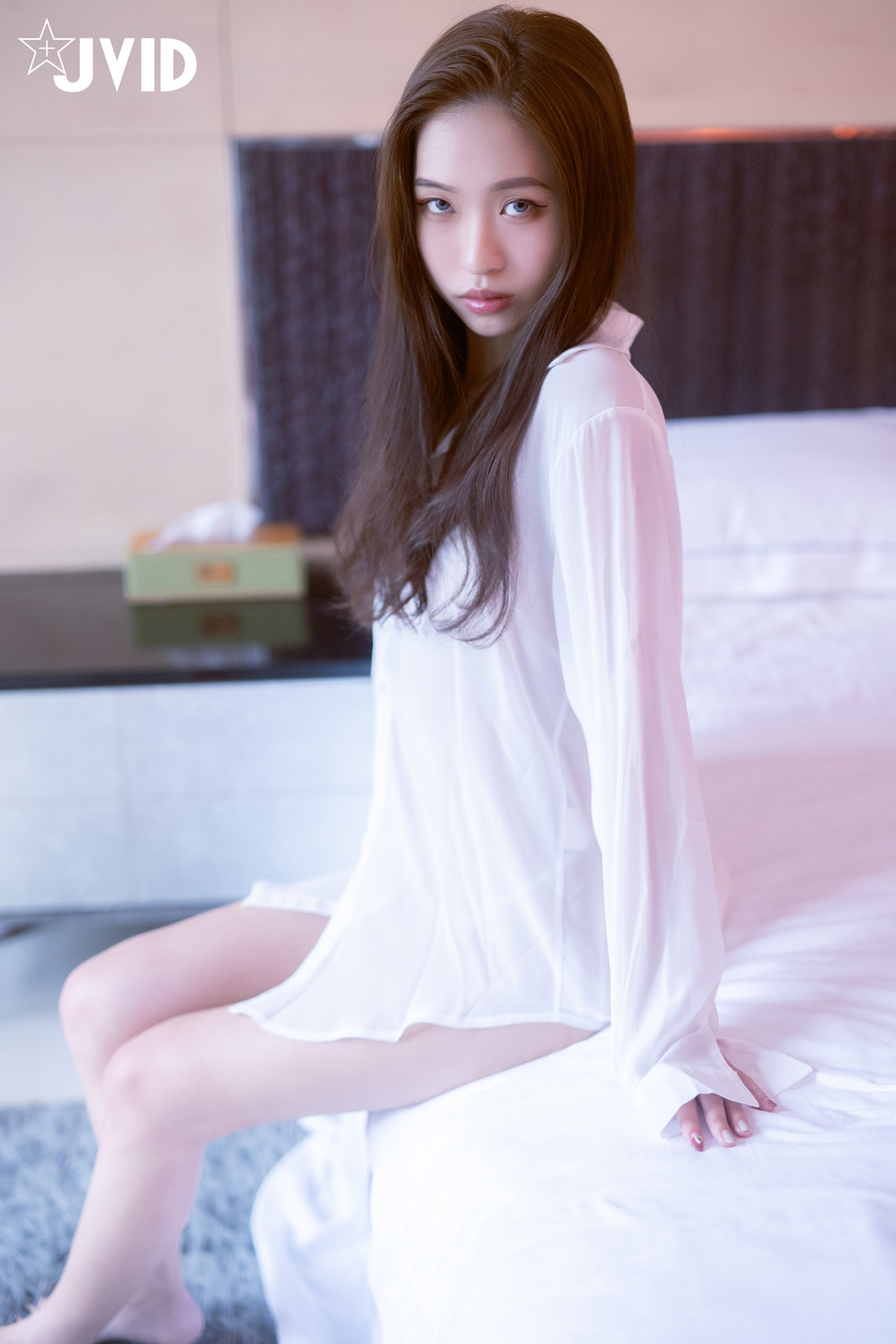 JVID 淇淇selina – 穀雨白露花茶 淇淇美少女四點全露 Set.01
