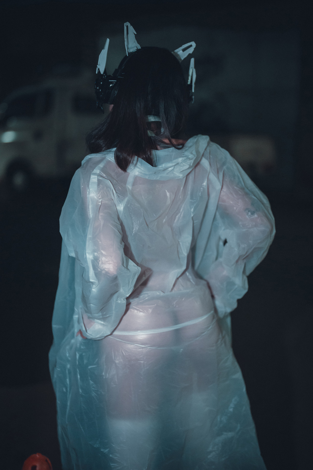 Sonson 손손, DJAWA ‘Masked-girl in raincoat’ Set.02