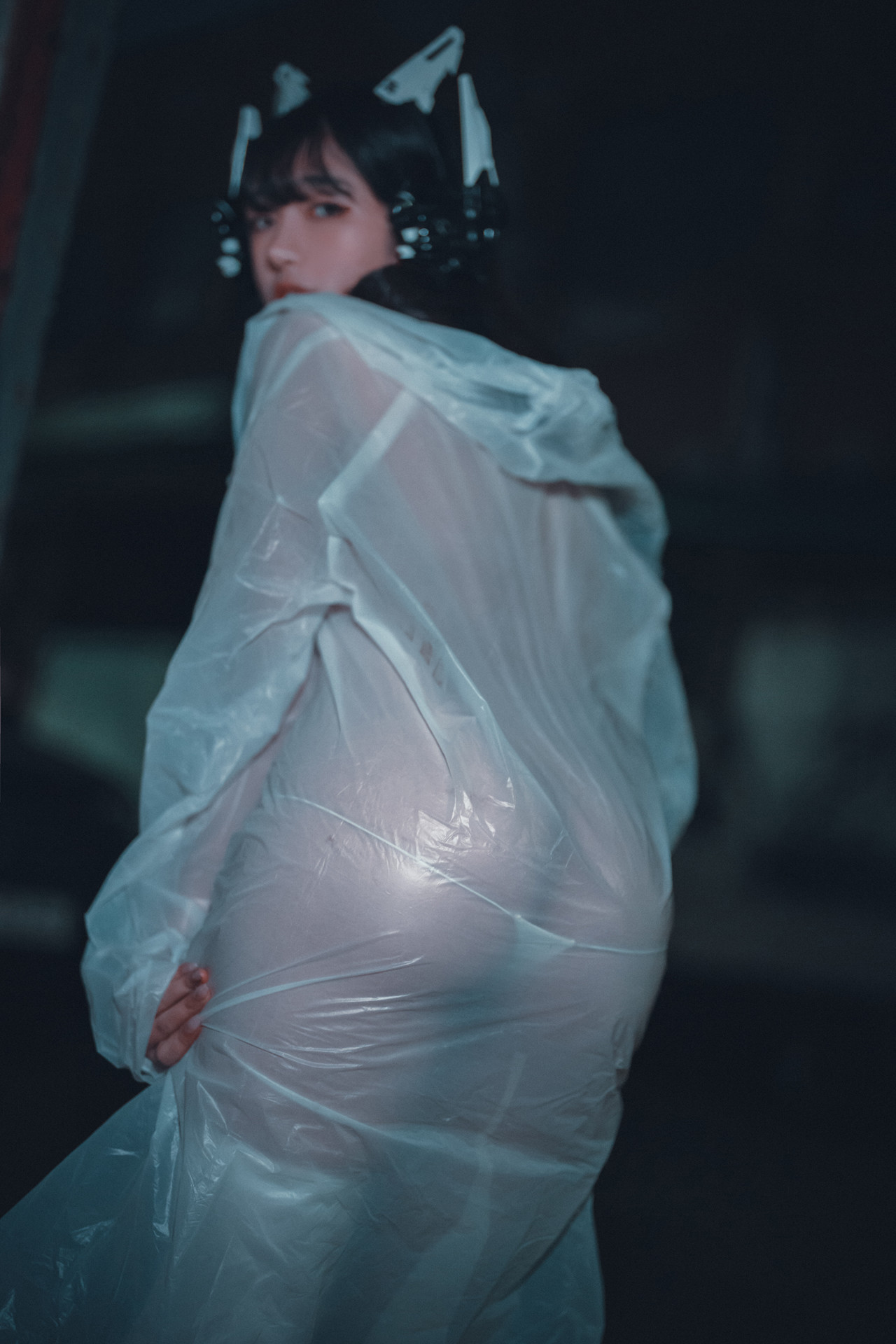 Sonson 손손, DJAWA ‘Masked-girl in raincoat’ Set.02
