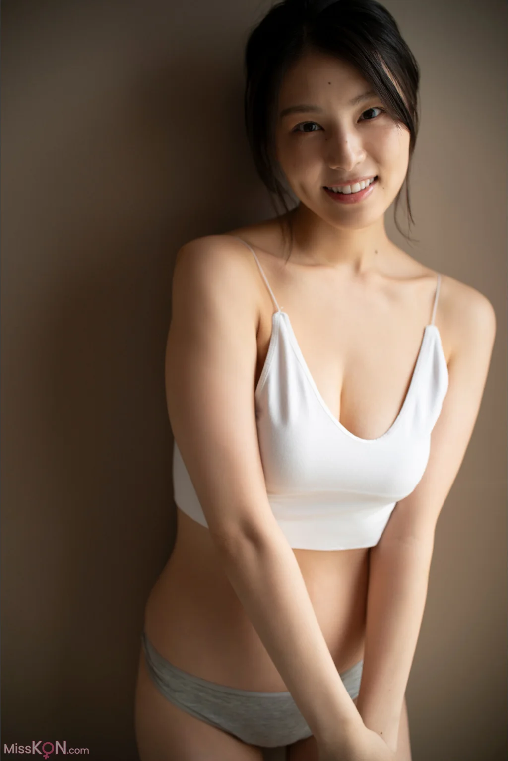 Iori Sagara (相樂伊織)_ 彼女は美バスト