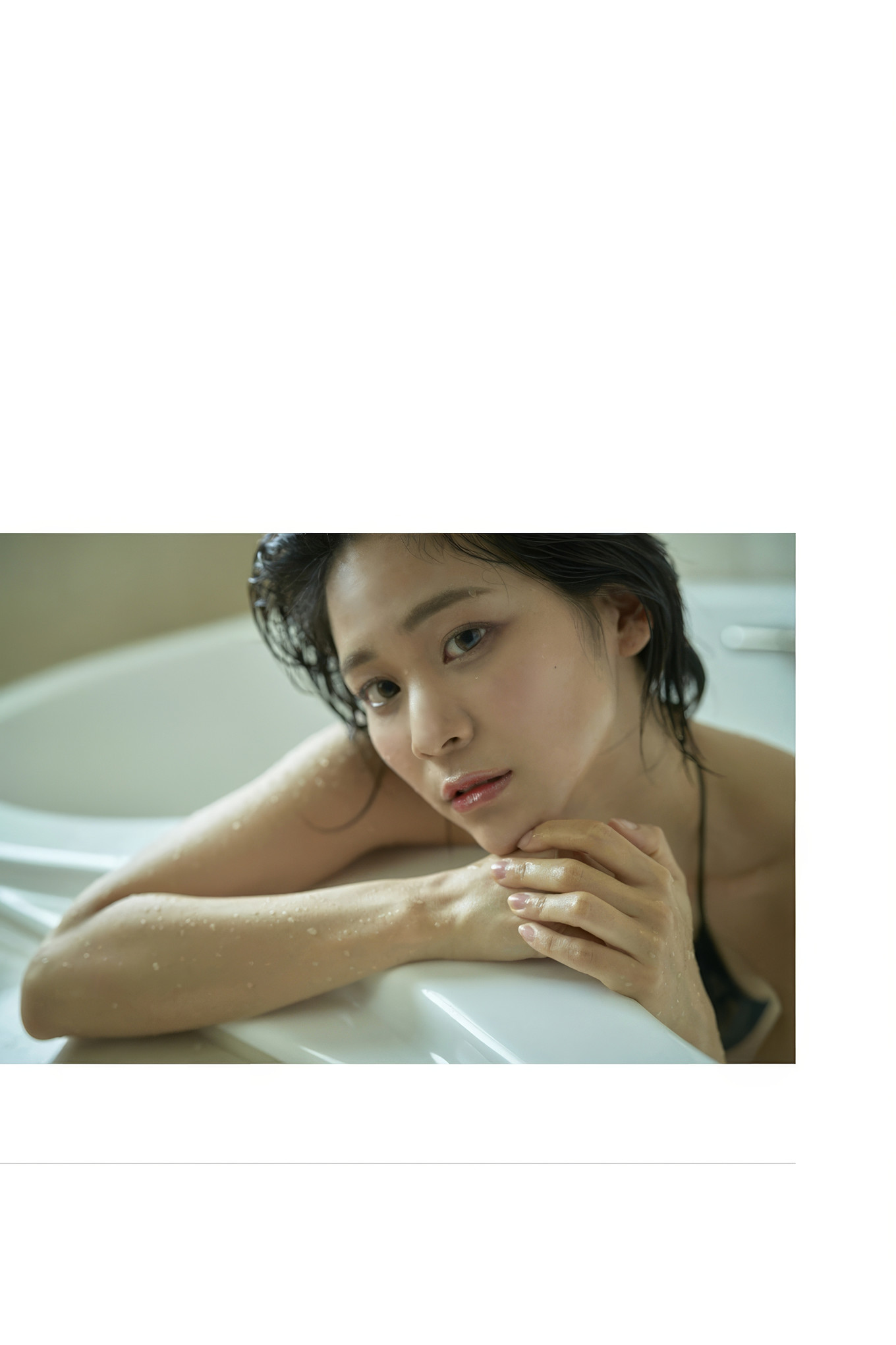 An Aono 蒼野杏, 一般グラビア写真集 「Perfect Blue」 Set.05