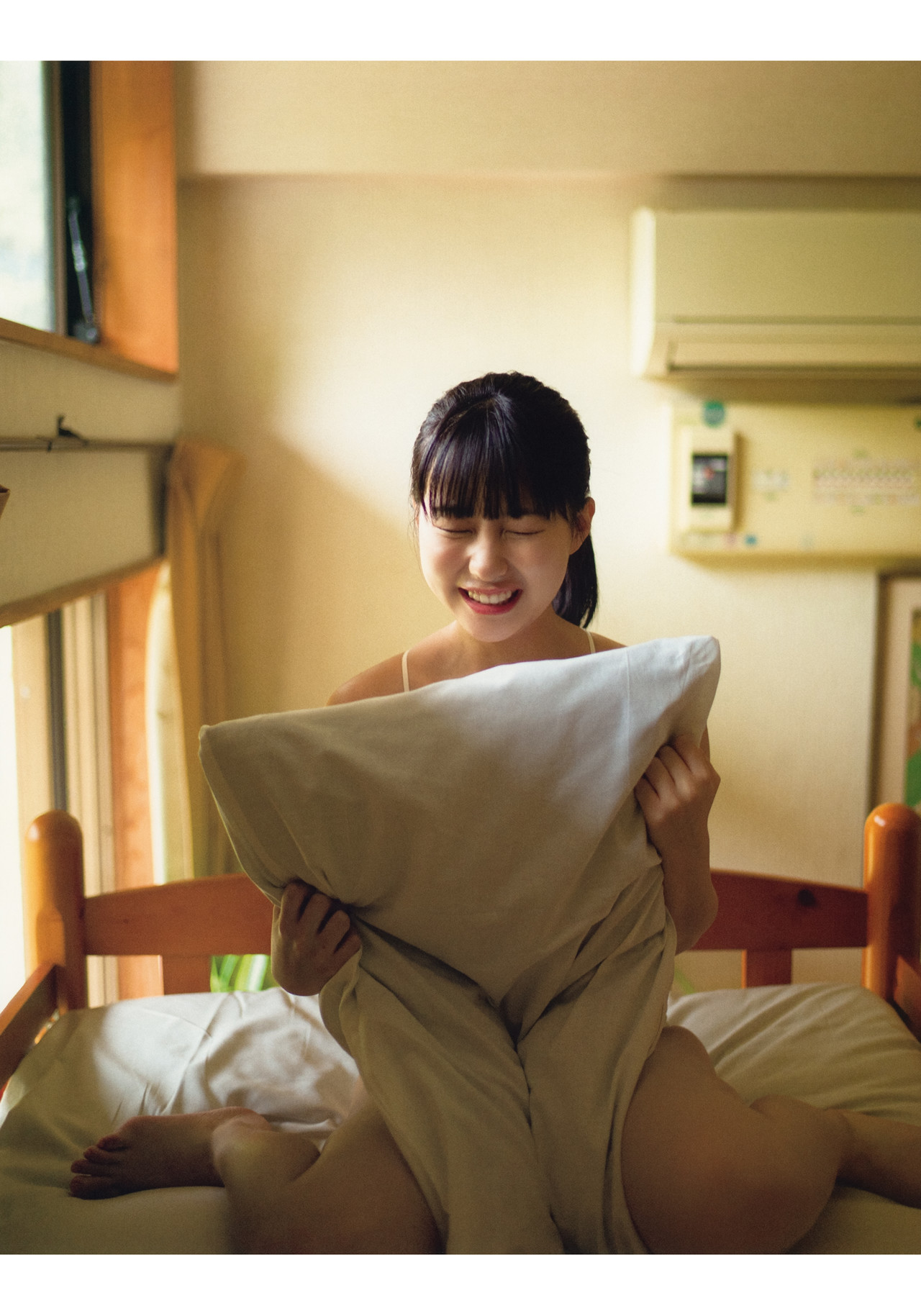 Miku Tanaka 田中美久, 1st写真集 「1／2少女」 Set.04