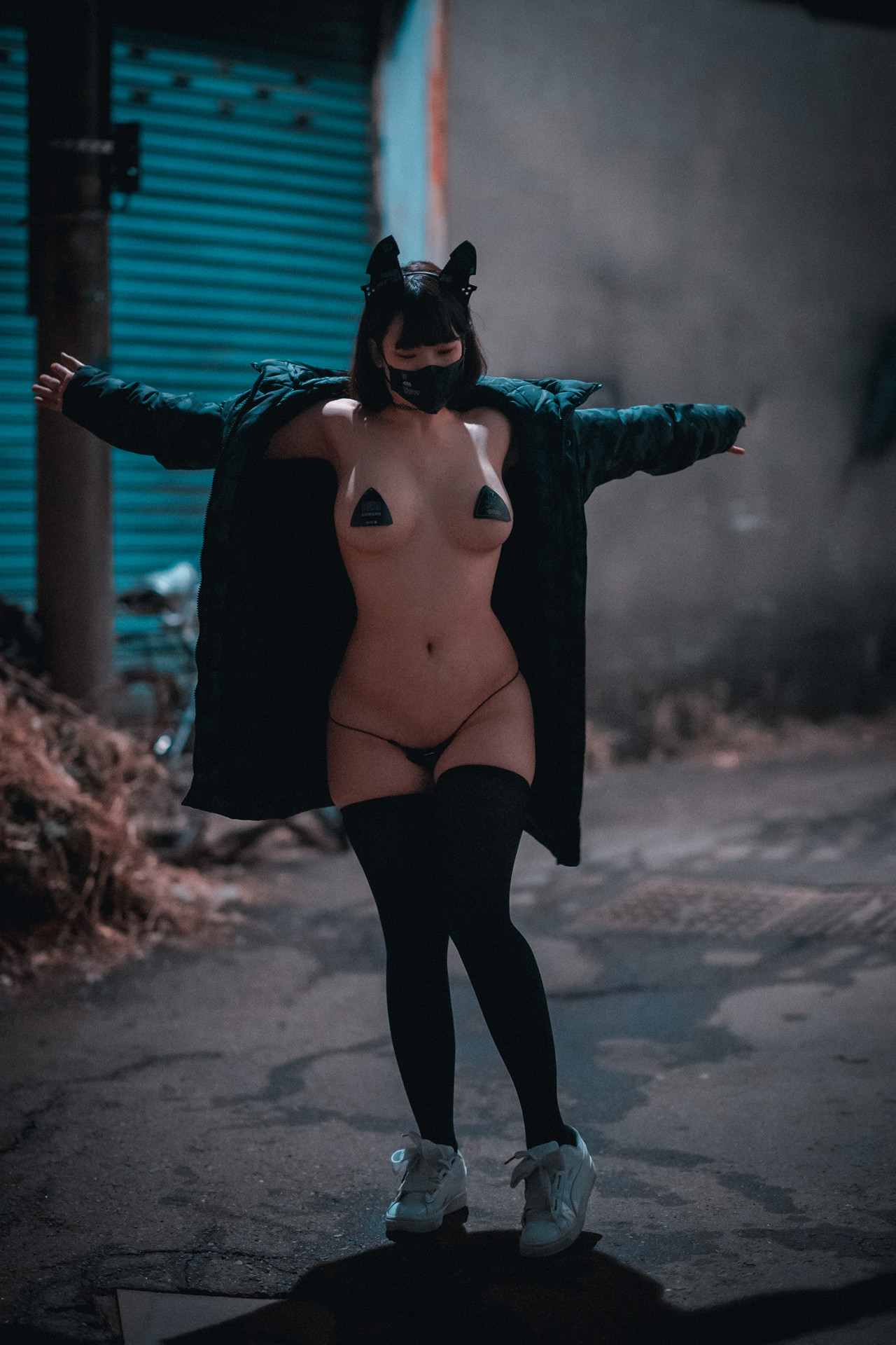Mimmi 밈미, DJAWA ‘Rudy The Wolf of Midnight’ Set.01