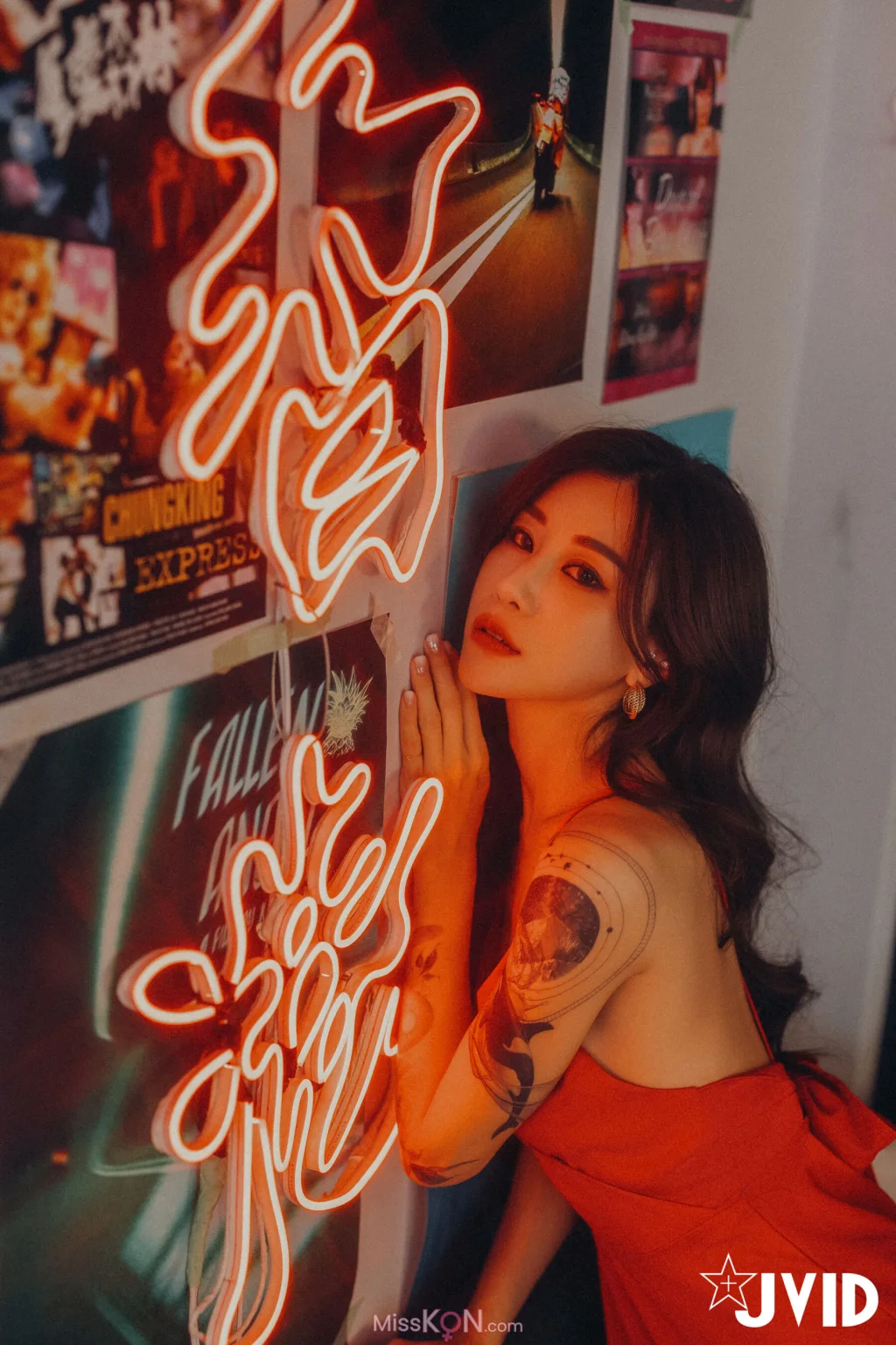 [JVID] Lara 雙囍_ 🔞就想一個晚上做完不留遺憾⚡探索肉體神秘三角洲😎那征服你我的迷人電眼🔥讓精氣全數爆發🌋