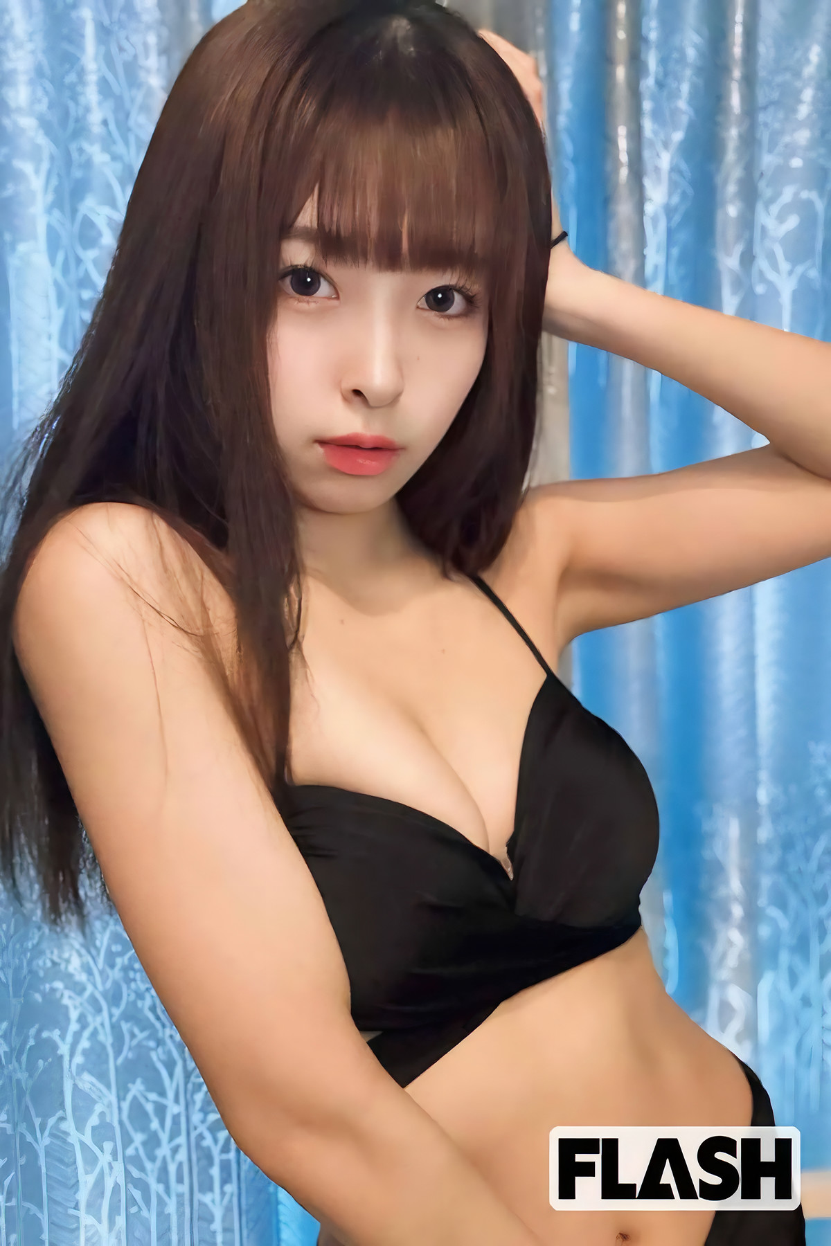 いま見るべきアイドル – 全員水着で!, FLASH 2025.05.06 (フラッシュ 2025年5月6日号)