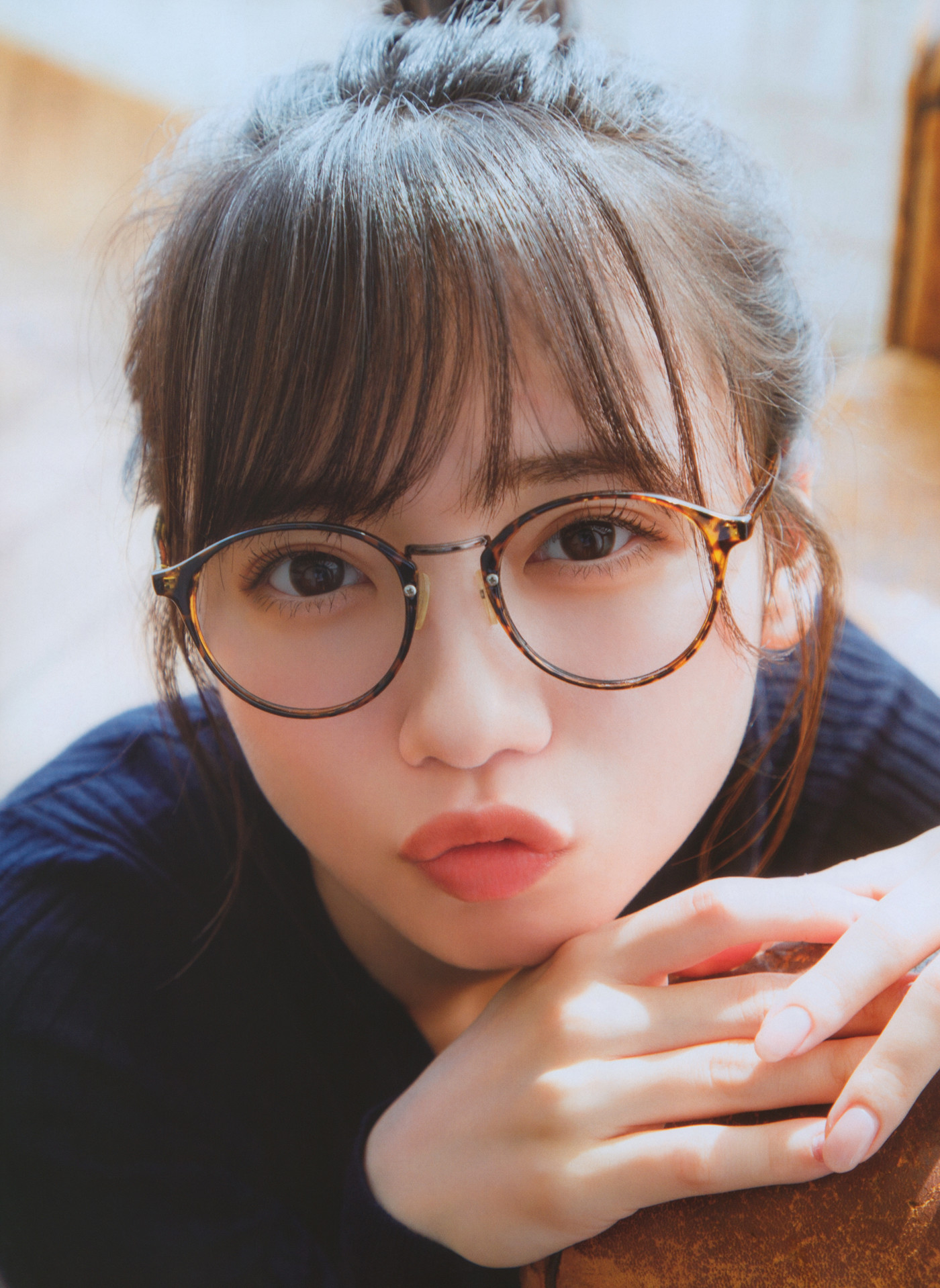 Kyoko Saito 齊藤京子, WHITE Graph 009 Set.03