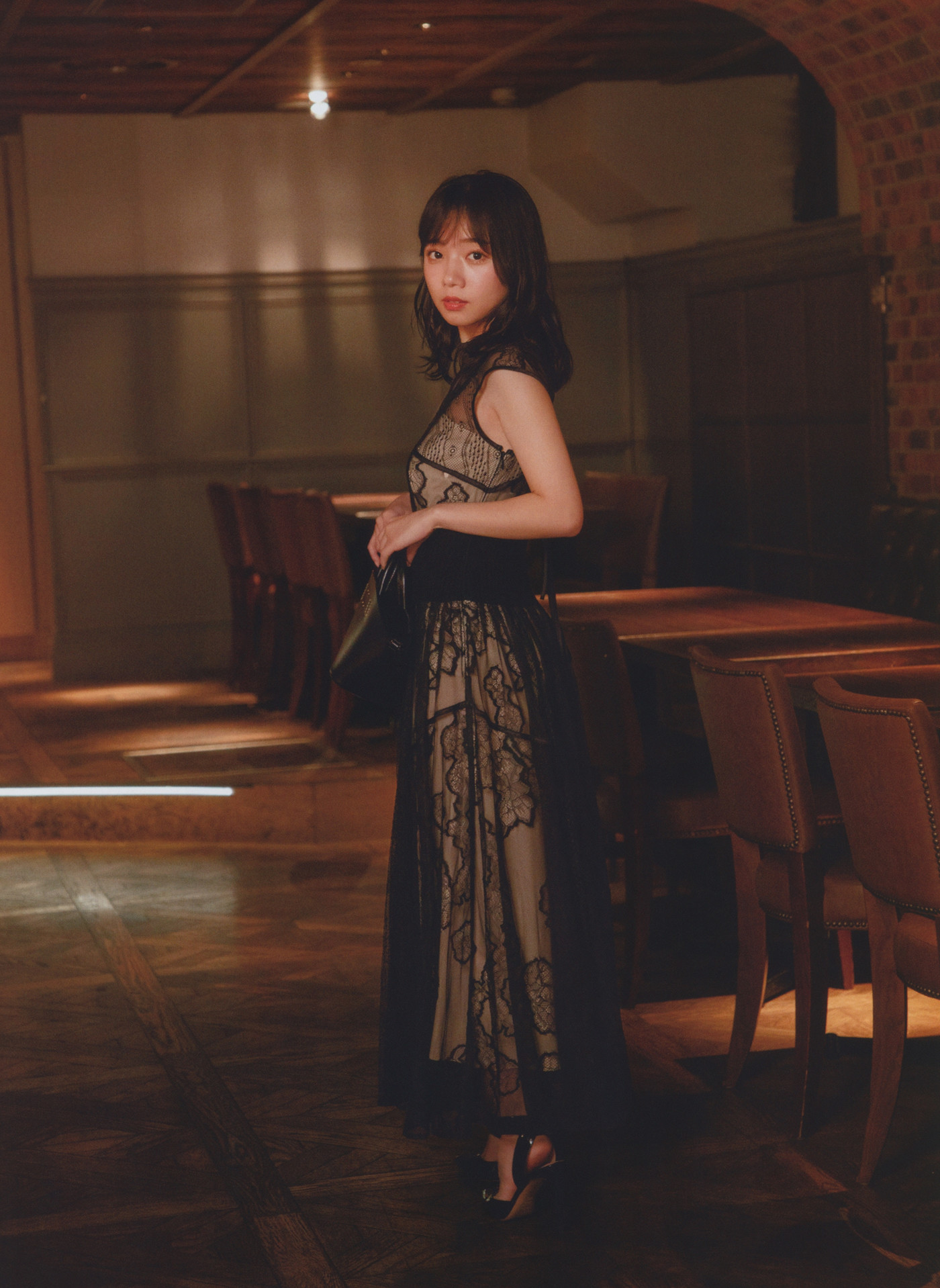 Kyoko Saito 齊藤京子, WHITE Graph 009 Set.03