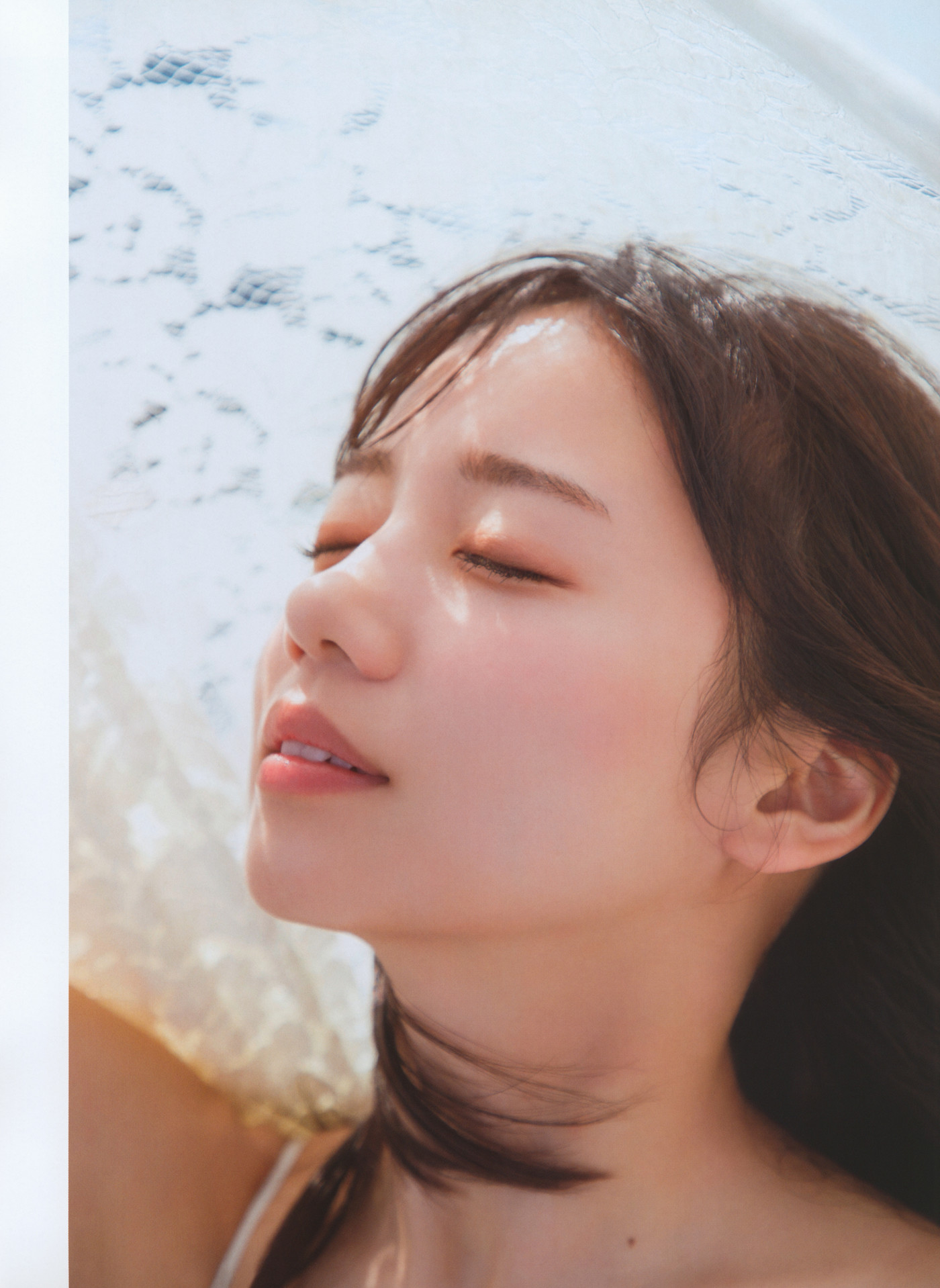 Kyoko Saito 齊藤京子, WHITE Graph 009 Set.03