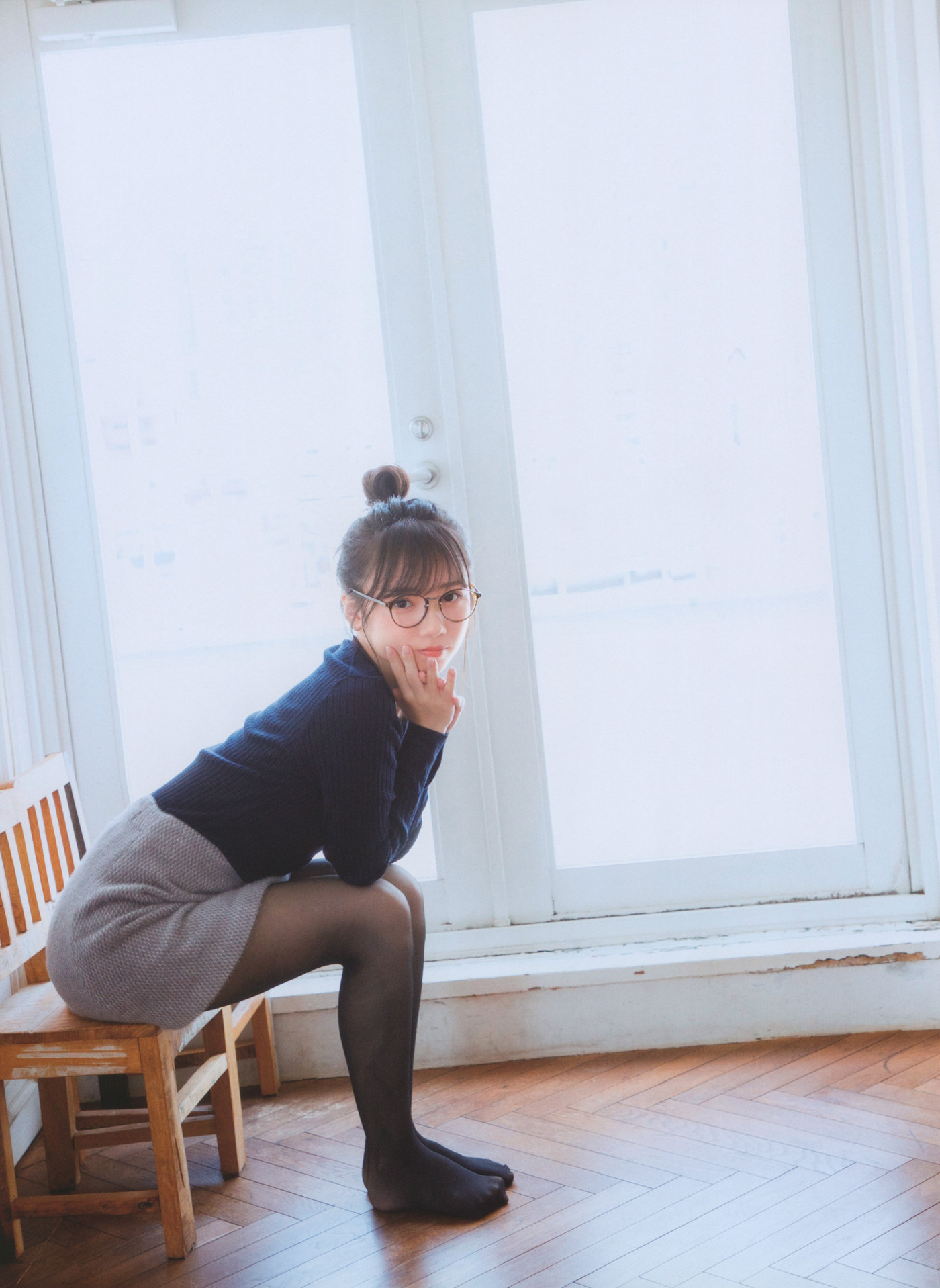 Kyoko Saito 齊藤京子, WHITE Graph 009 Set.03