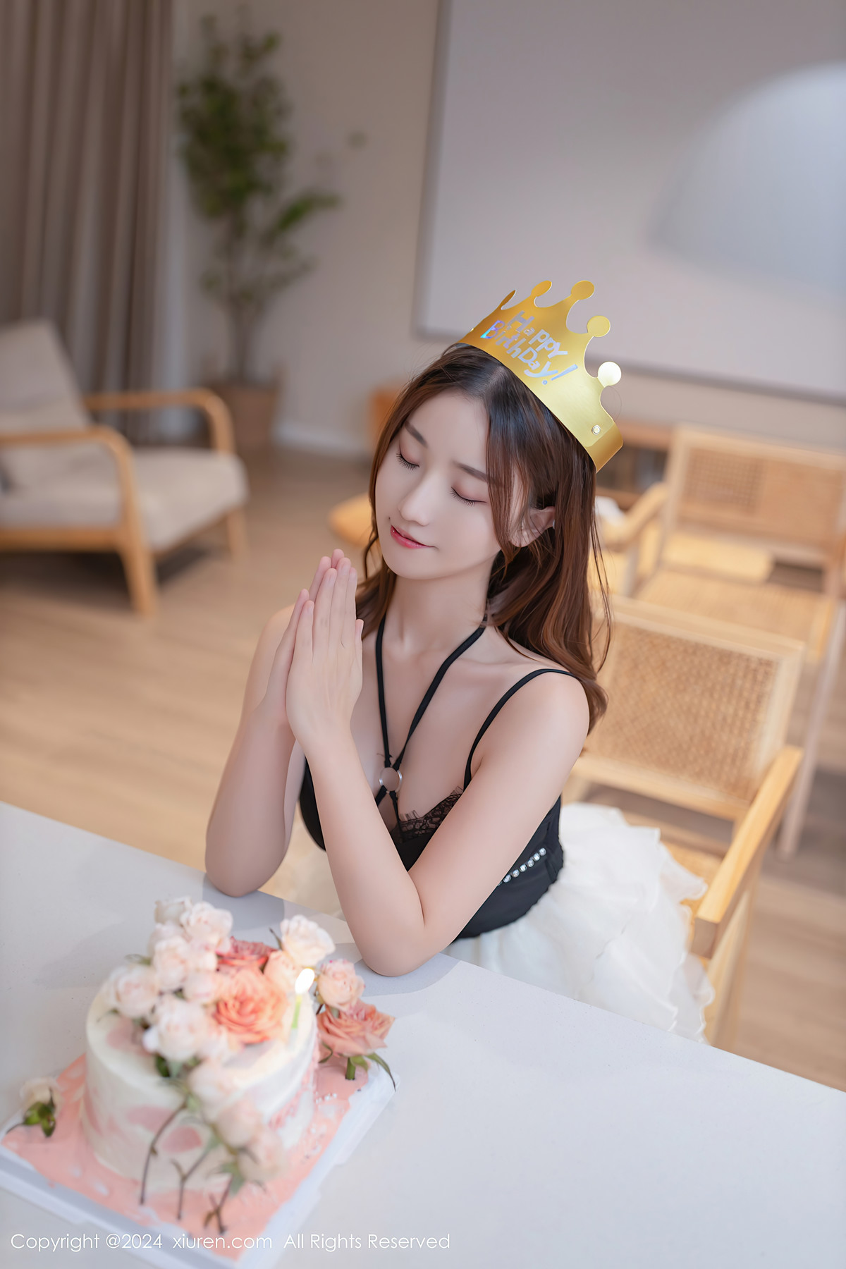 XiuRen秀人网 No.8398 杏子Yada