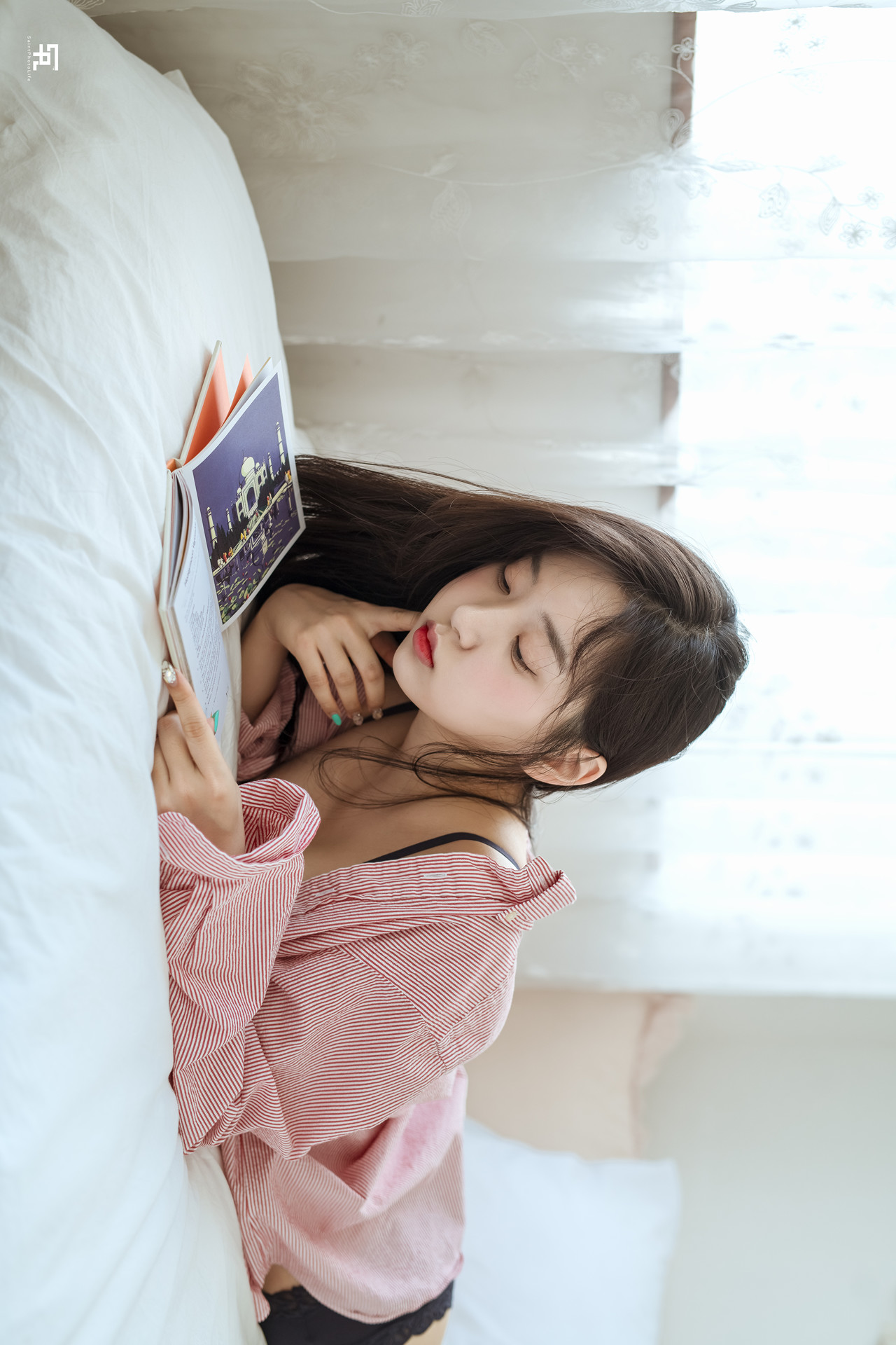 Shin Jae-Eun 신재은, Saint PhotoLife “Zenny’s daily life”
