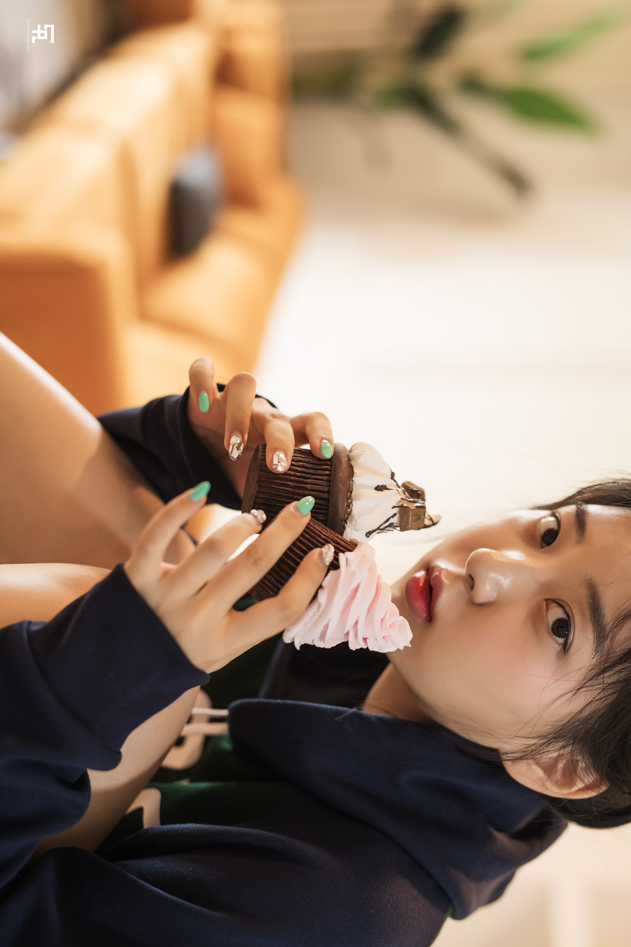 Shin Jae-Eun 신재은, Saint PhotoLife “Zenny’s daily life”