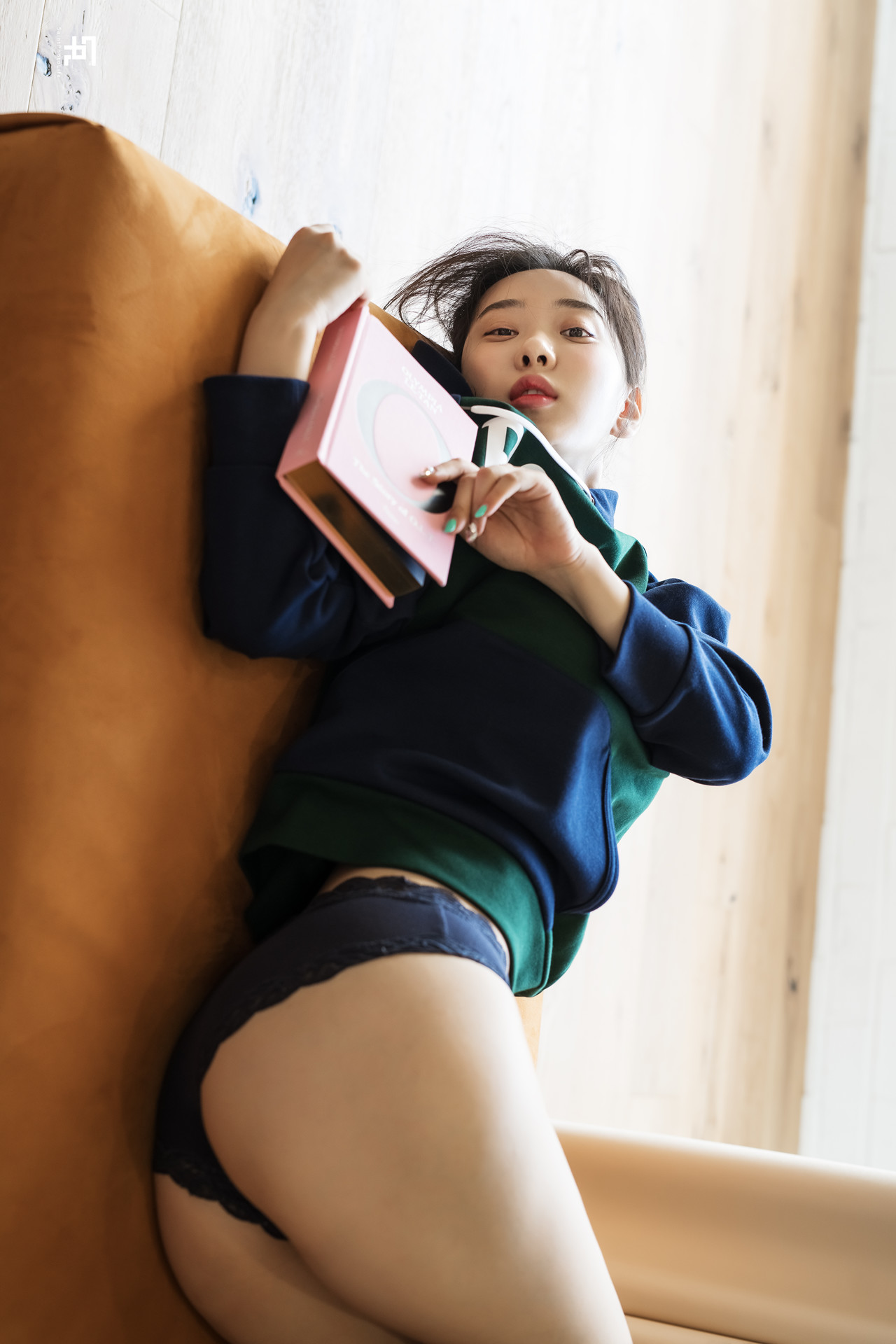 Shin Jae-Eun 신재은, Saint PhotoLife “Zenny’s daily life”