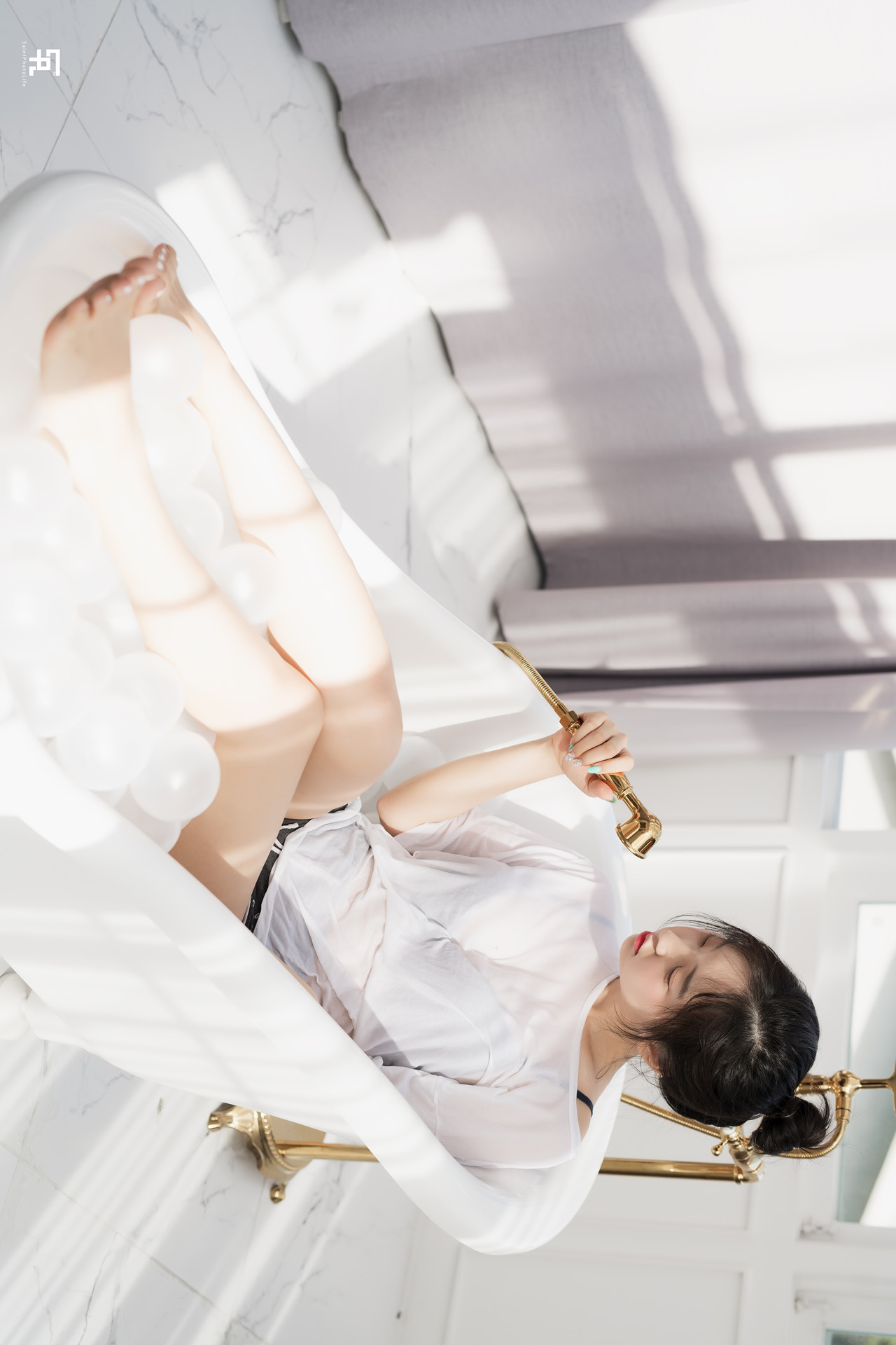 Shin Jae-Eun 신재은, Saint PhotoLife “Zenny’s daily life”