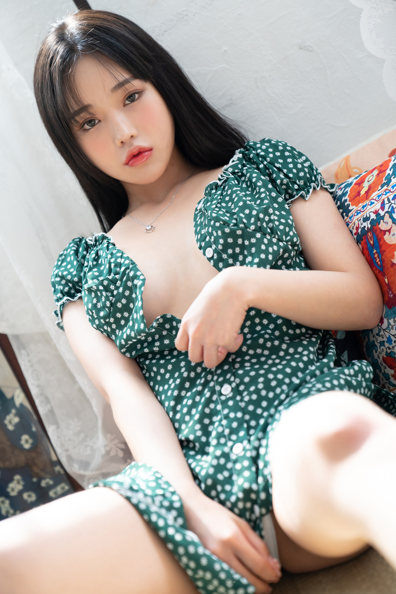 Leeae 이아이, Photobook ‘Hot Vacation’