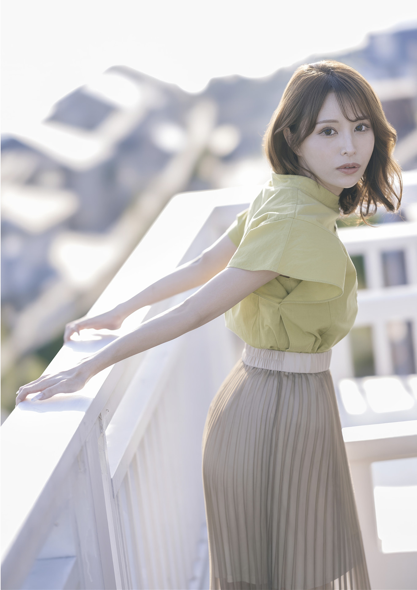 Mayuki Ito 伊藤舞雪, 週刊実話デジタル写真集 『Bitter Milk』 Set.03